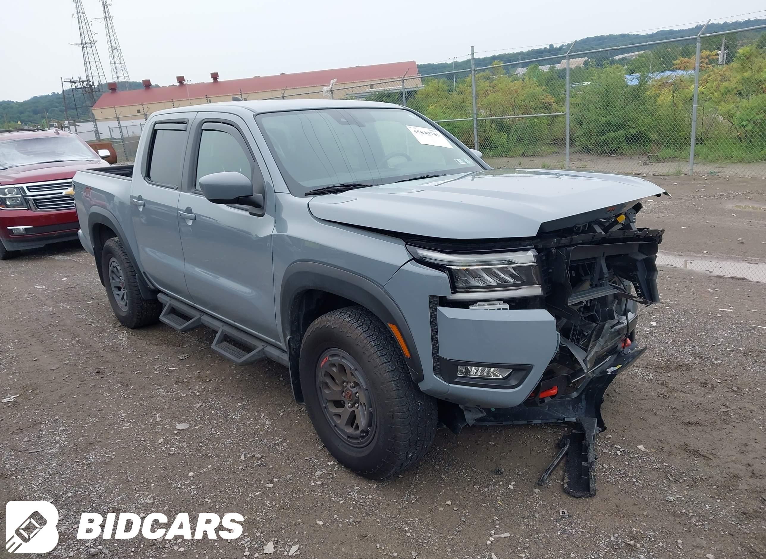 2025 Nissan Frontier, Pro-4X 4X4