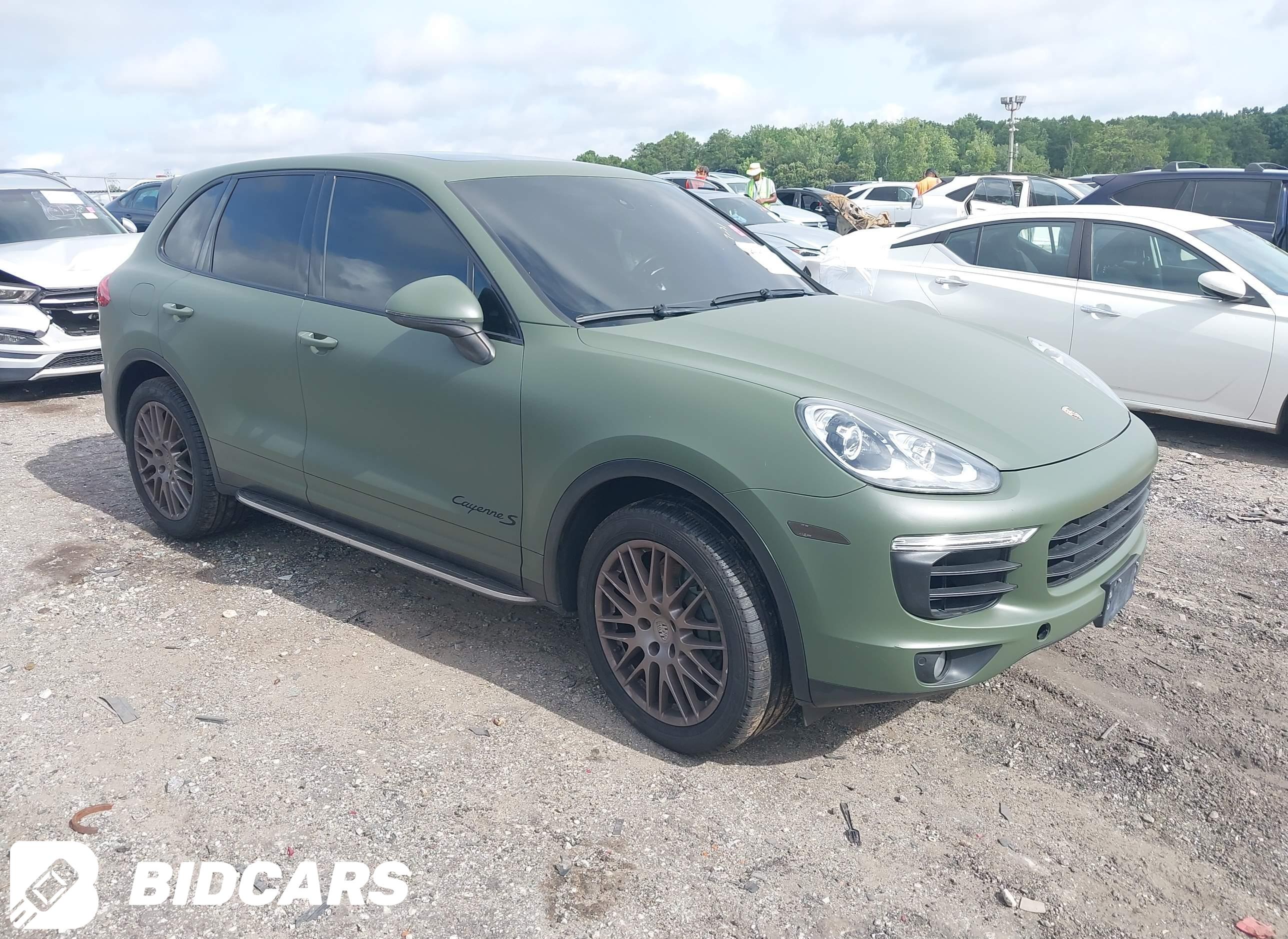 2015 Porsche Cayenne, S