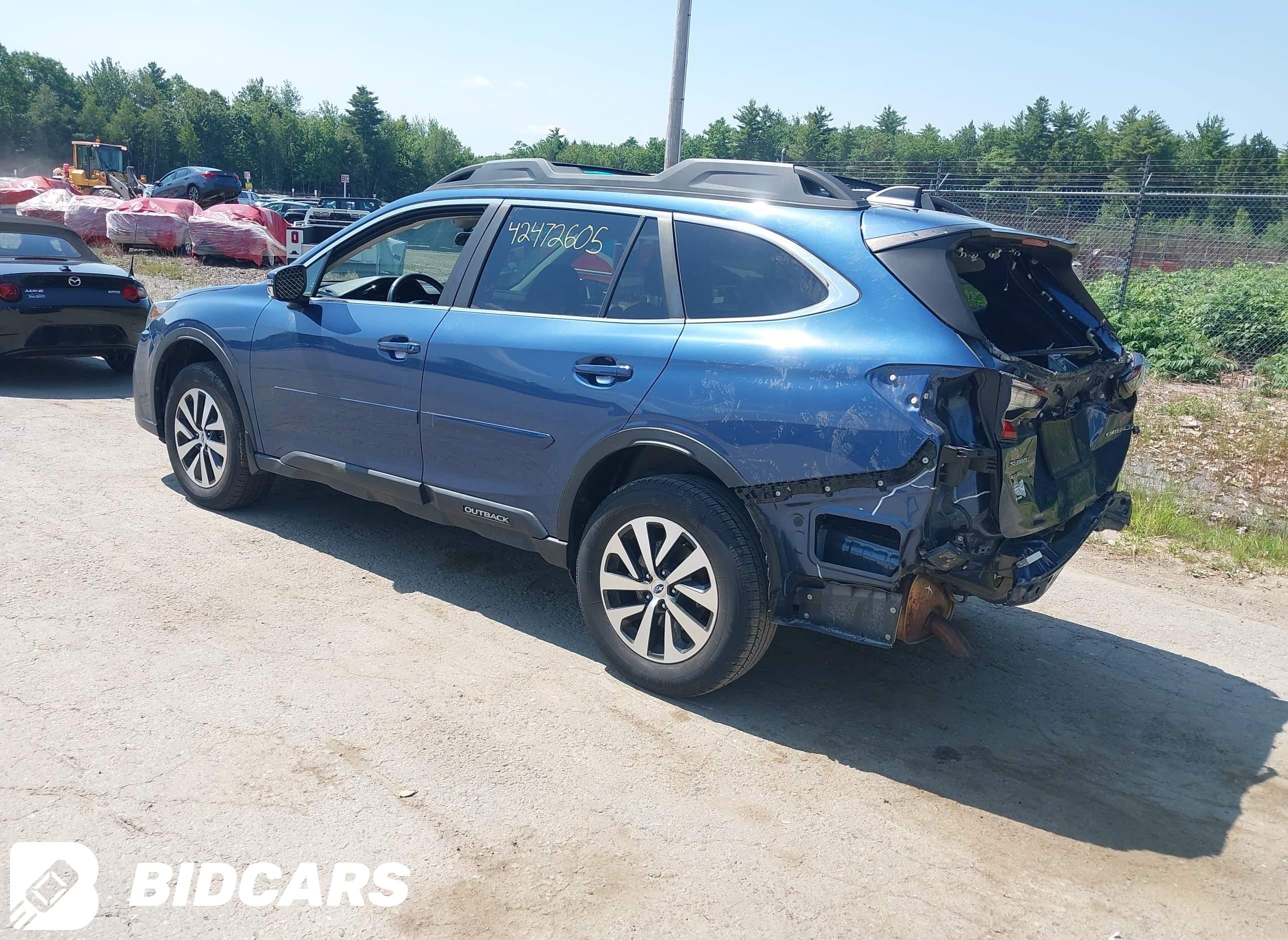 2020 Subaru Outback, Premium