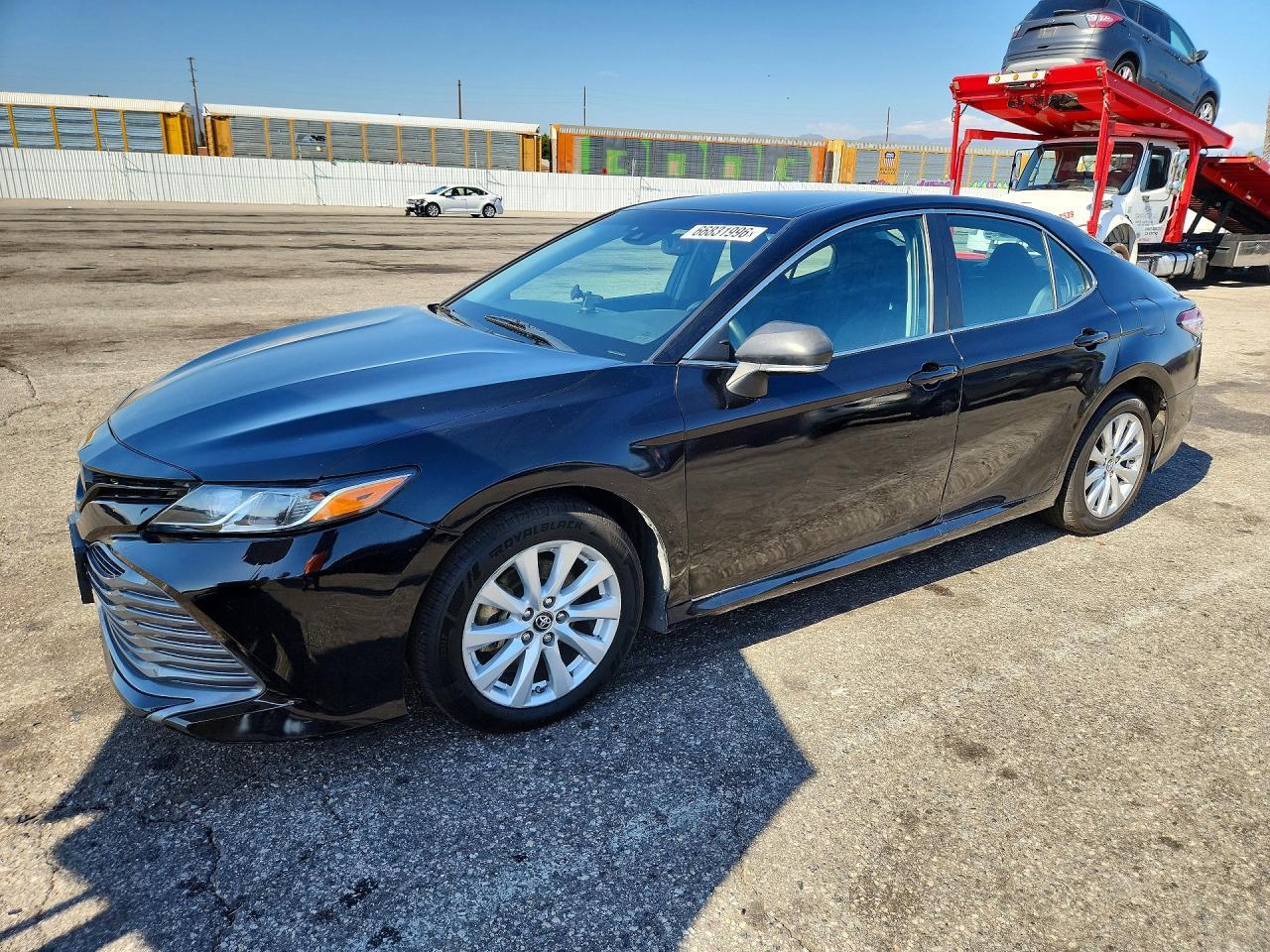 2018 Toyota Camry, LE