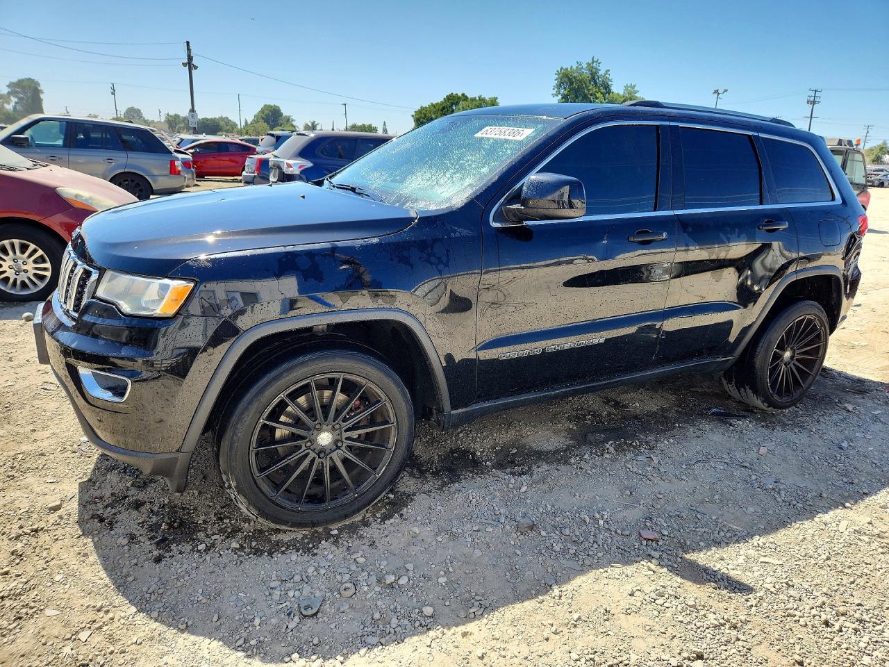 2017 Jeep Grand Cherokee, Laredo
