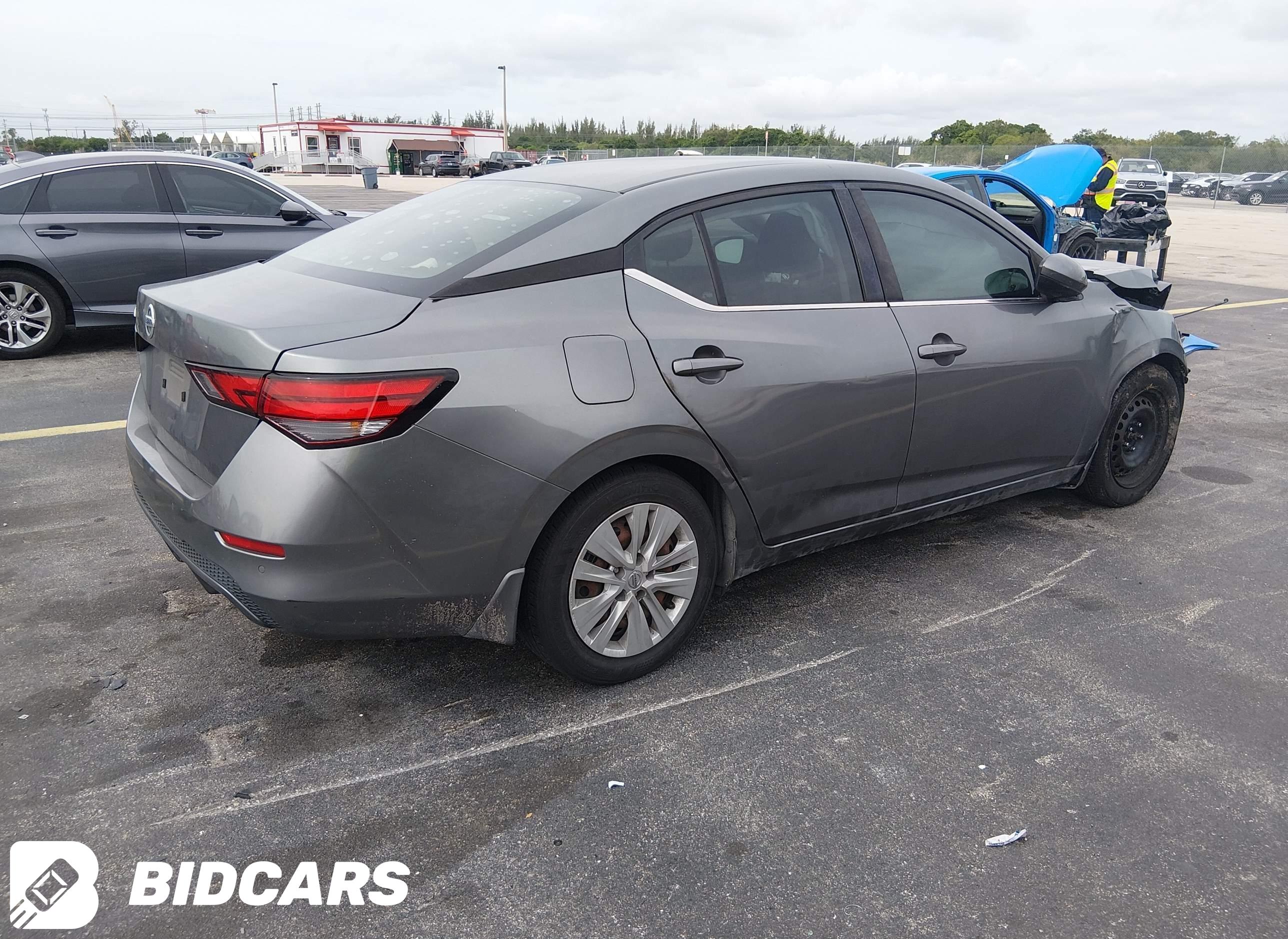 2021 Nissan Sentra, S Xtronic...