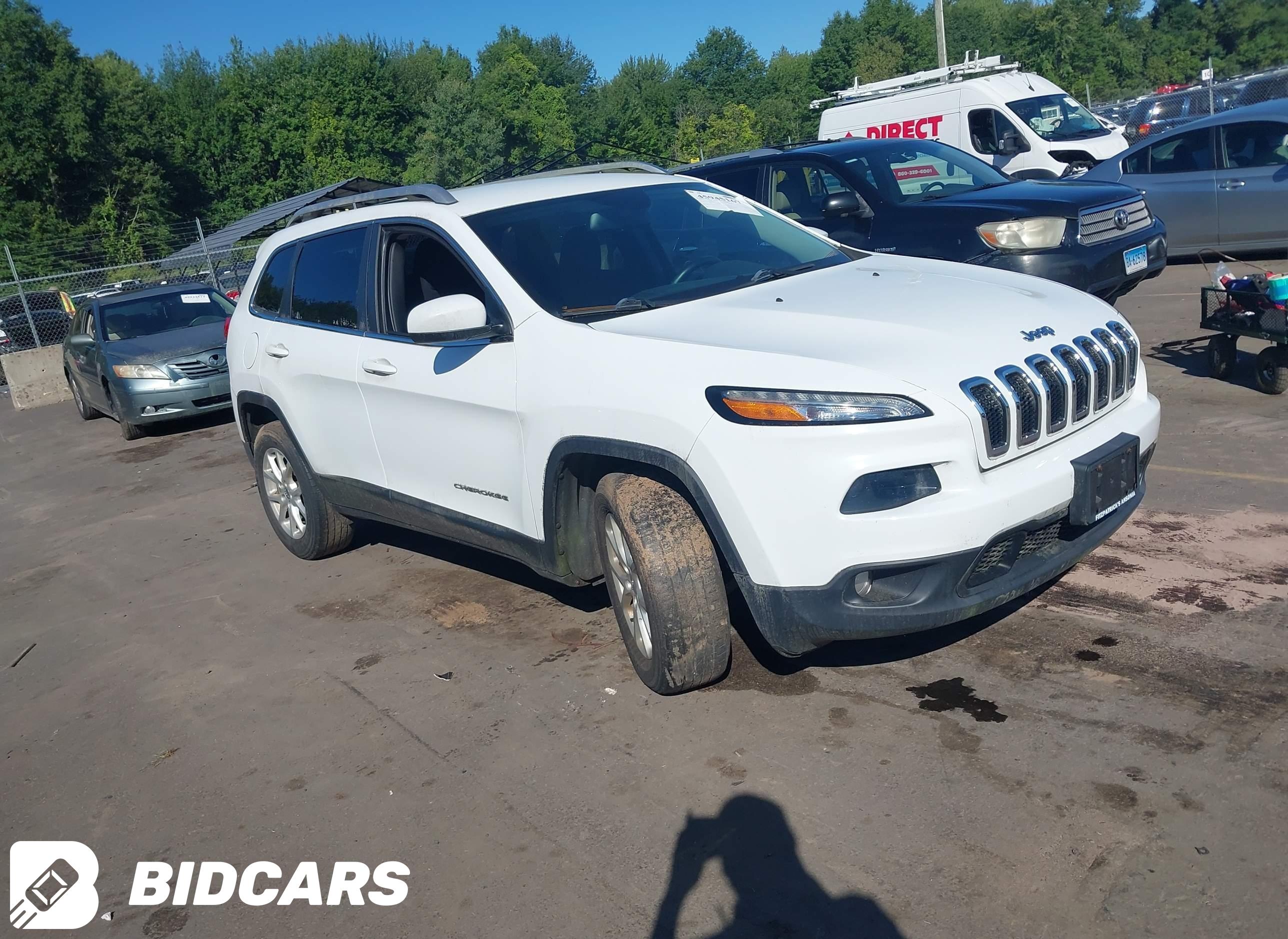 2015 Jeep Cherokee, Latitude