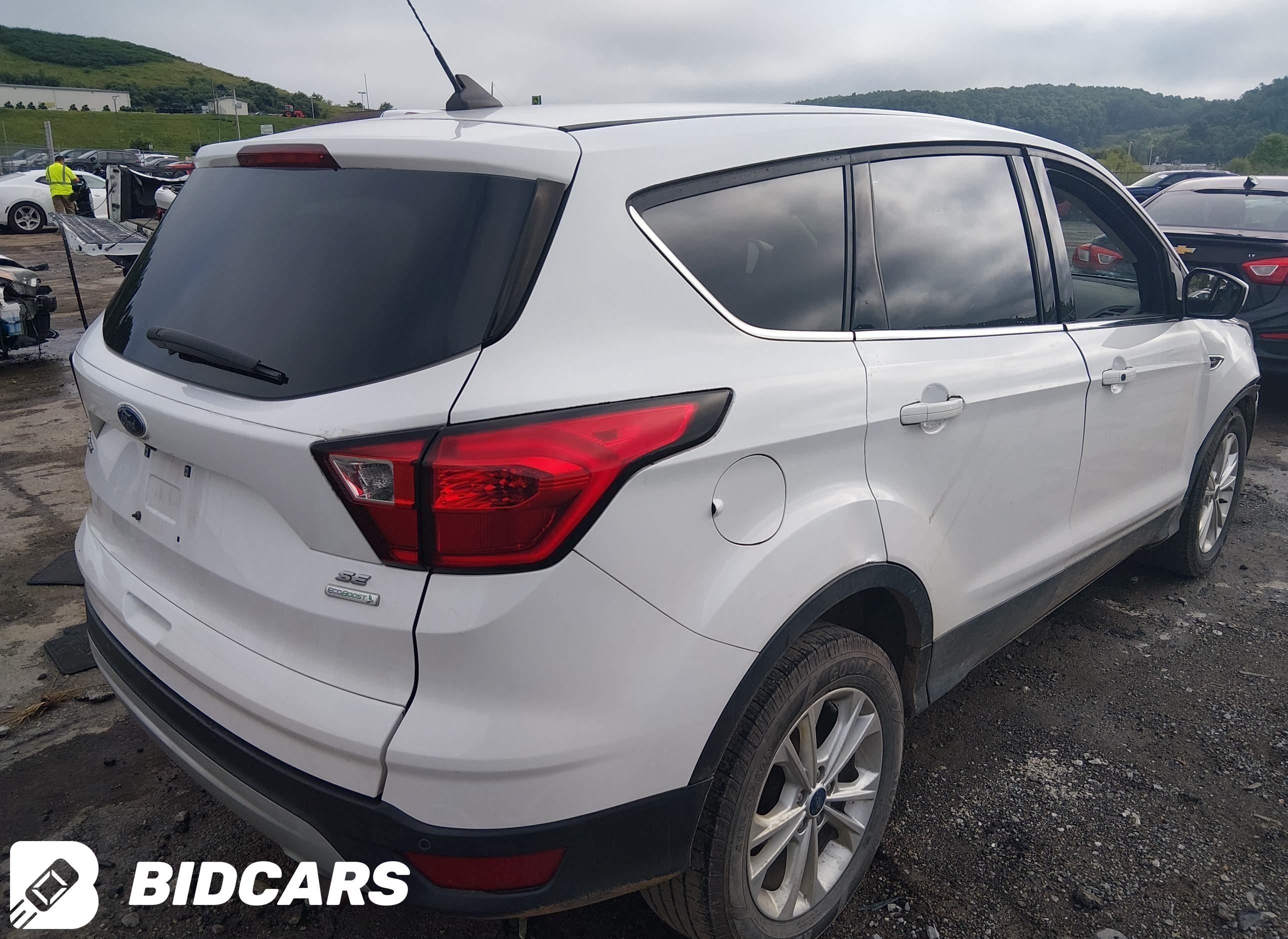 2019 Ford Escape, SE
