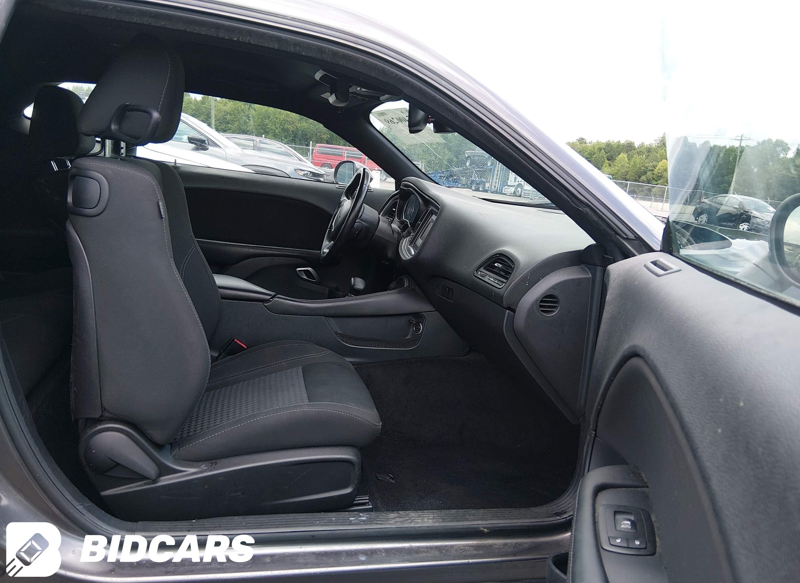 2016 Dodge Challenger, Sxt