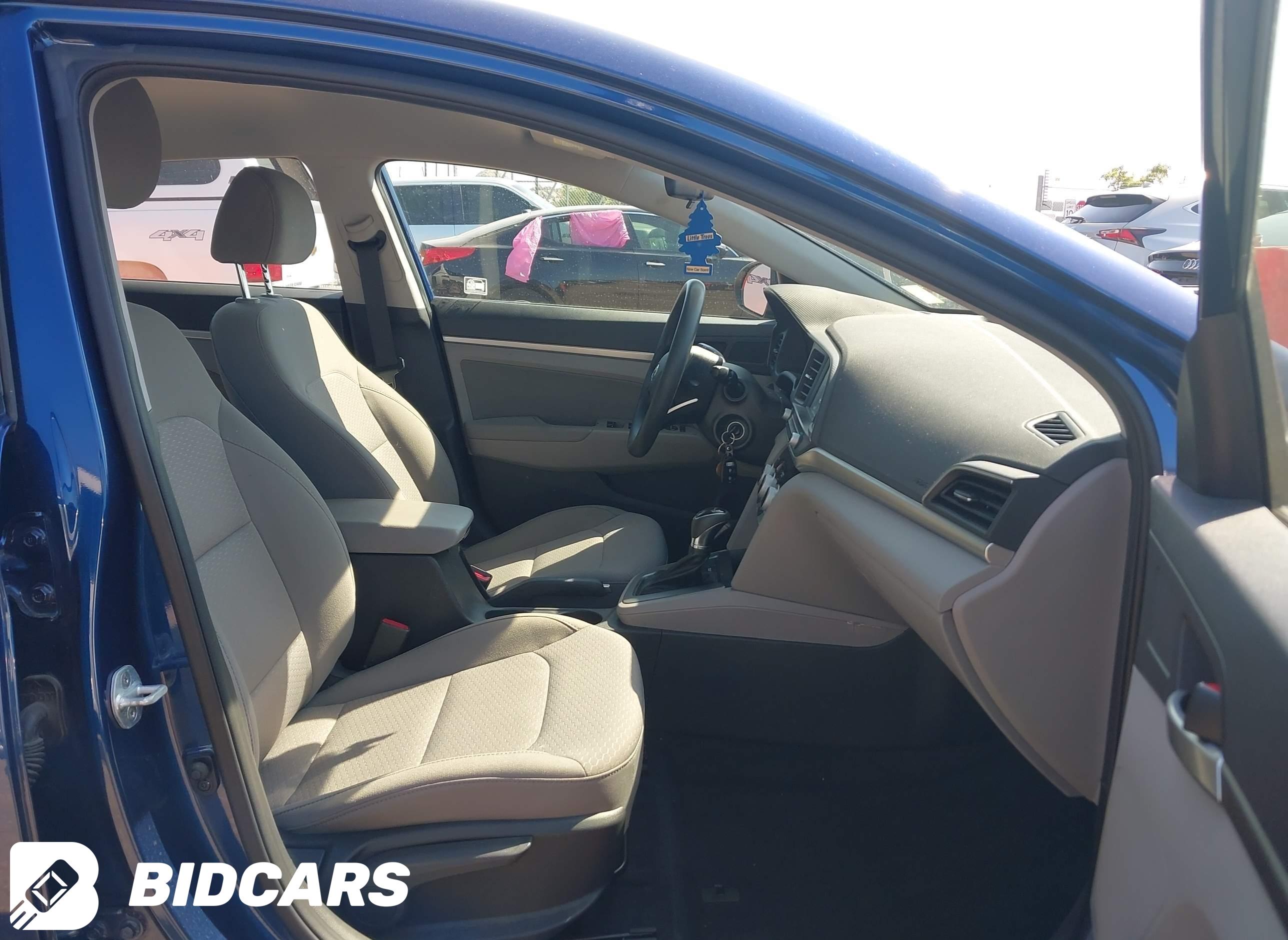2019 Hyundai Elantra, Sel