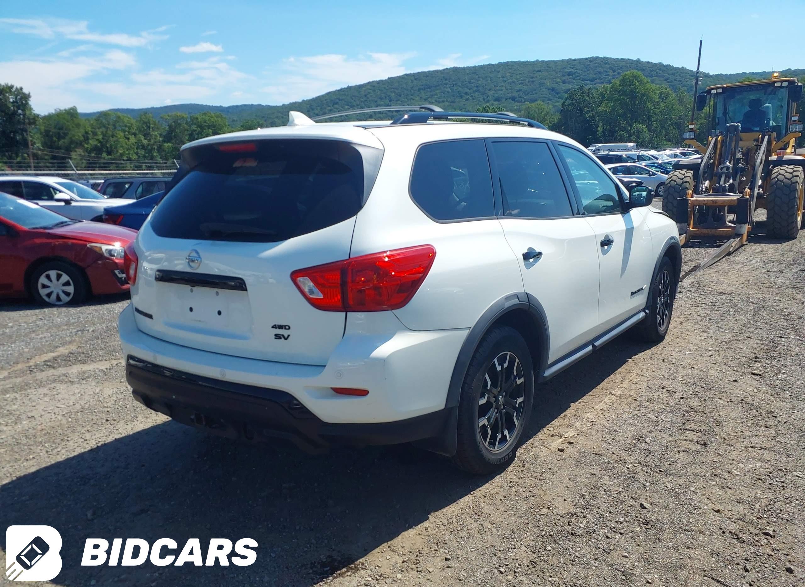2019 Nissan Pathfinder, SV