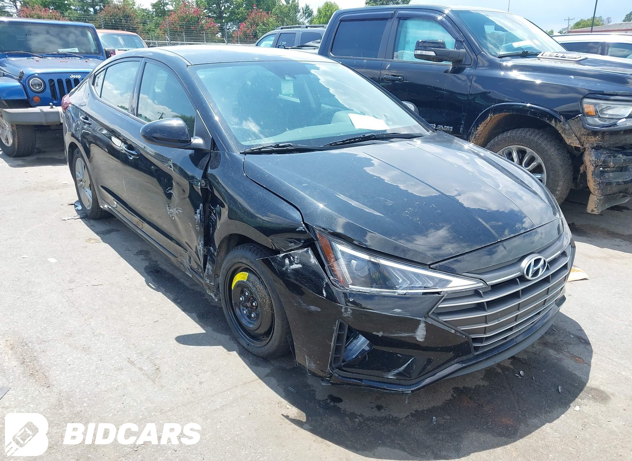 2019 Hyundai Elantra, Sel