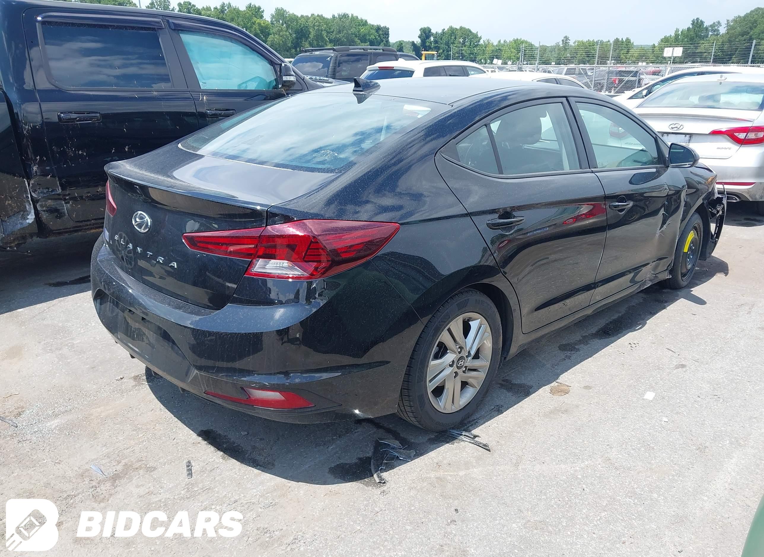 2019 Hyundai Elantra, Sel