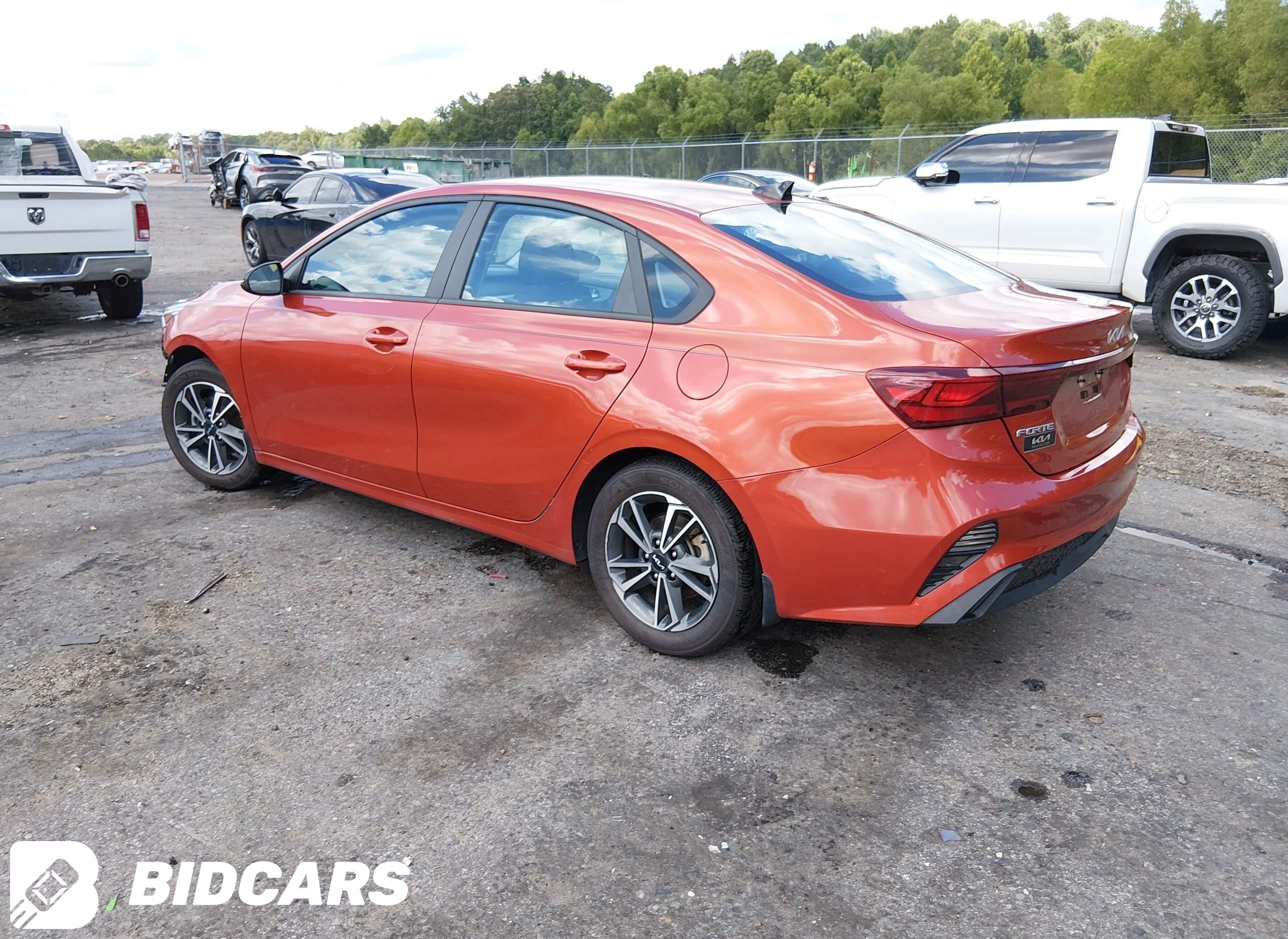 2023 KIA Forte, Lxs