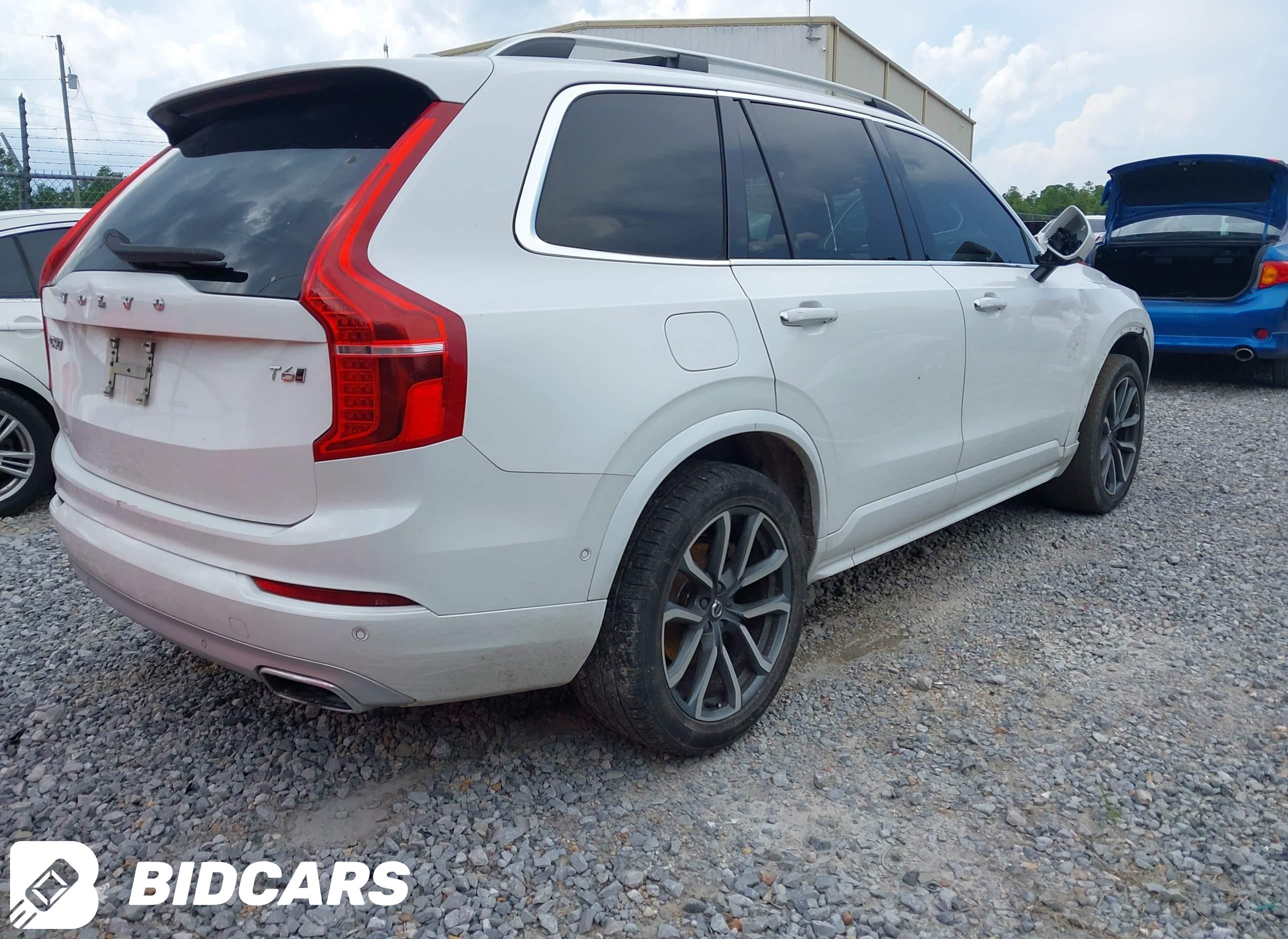 2019 Volvo XC90, T6 Momentum