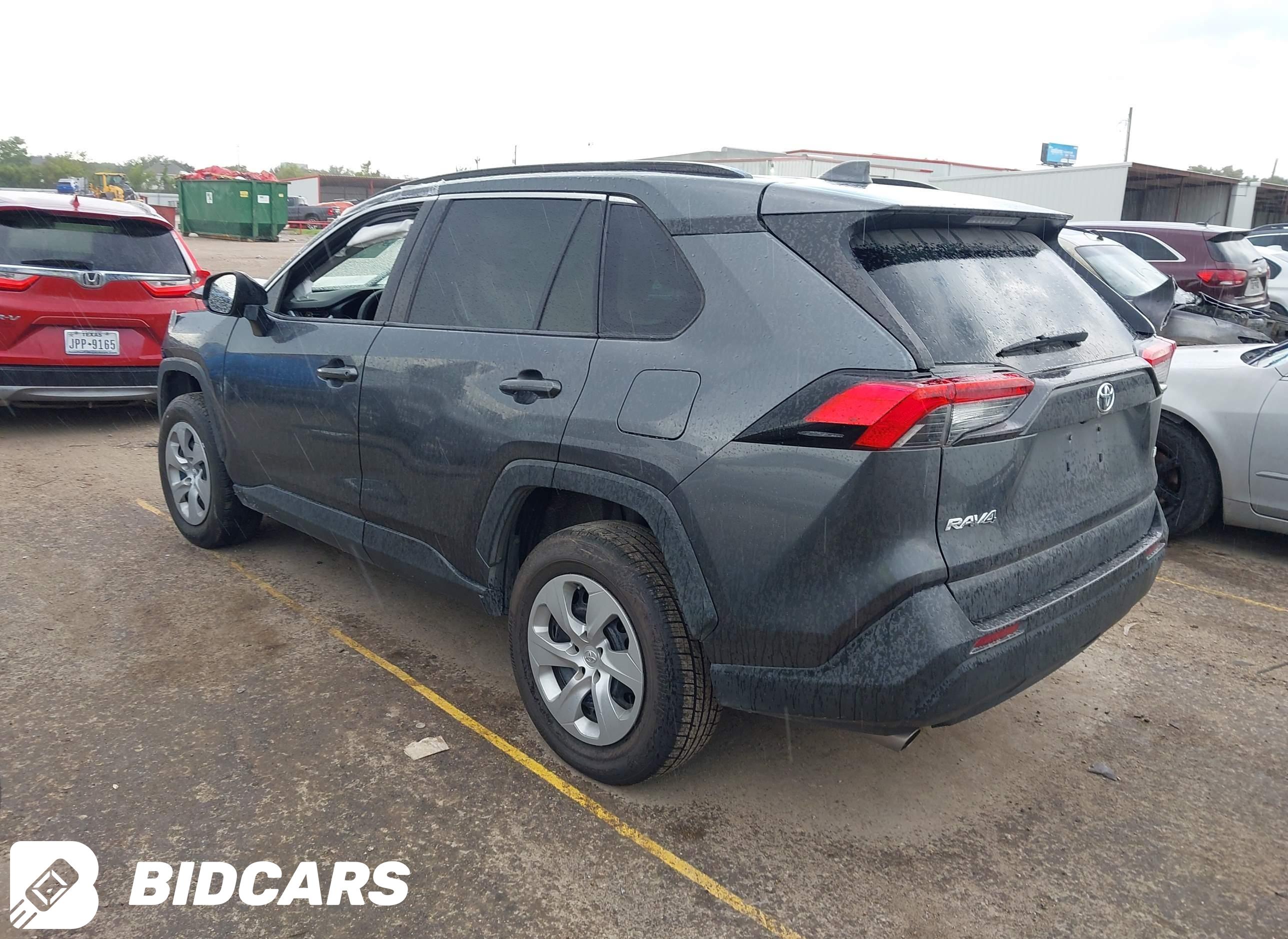 2020 Toyota RAV4, LE