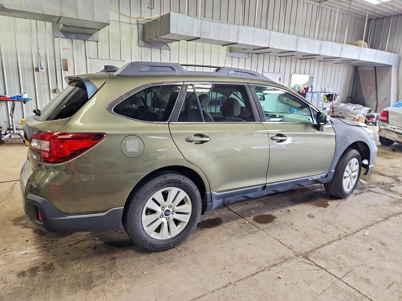 2019 Subaru Outback, 2.5I Pre...