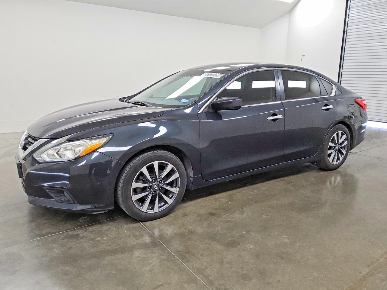 2017 Nissan Altima, 2.5 SV