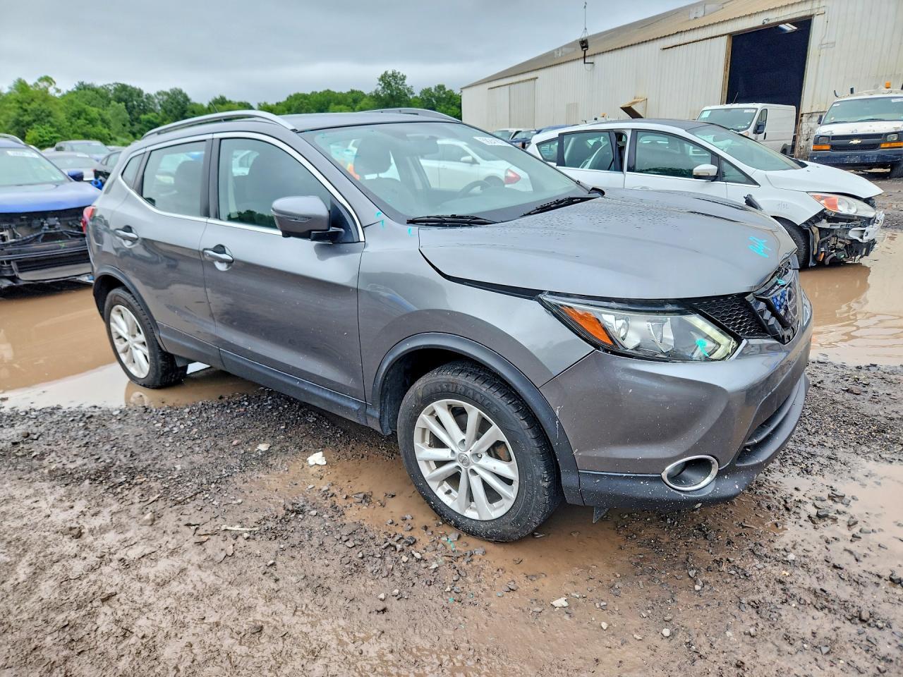 2018 Nissan Rogue, SV