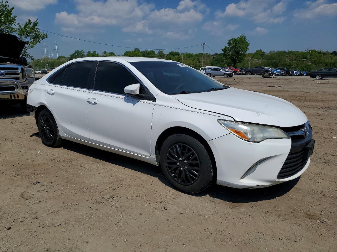 2016 Toyota Camry, LE