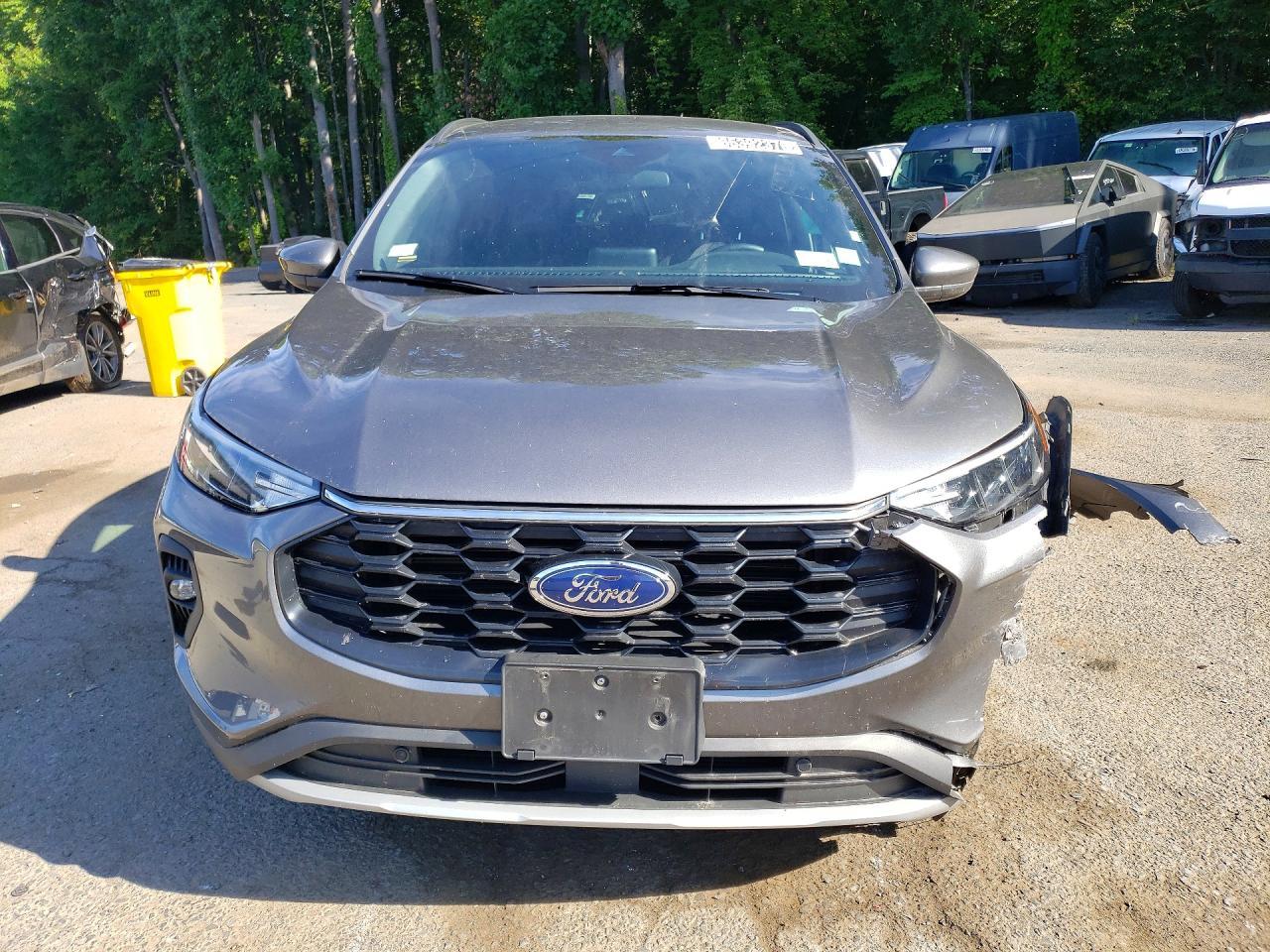 2025 Ford Escape, St Line Select