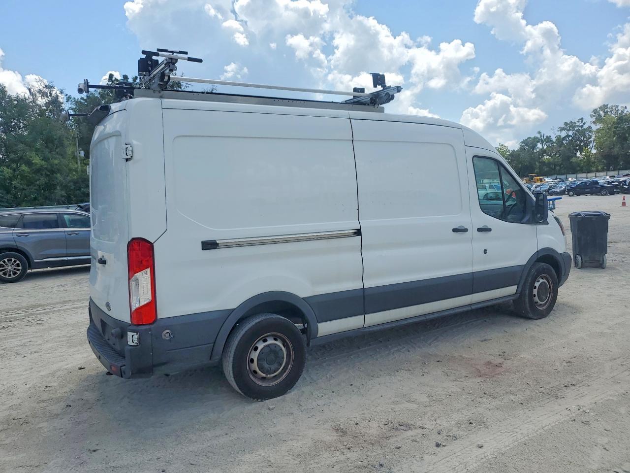 2019 Ford Transit, T-250