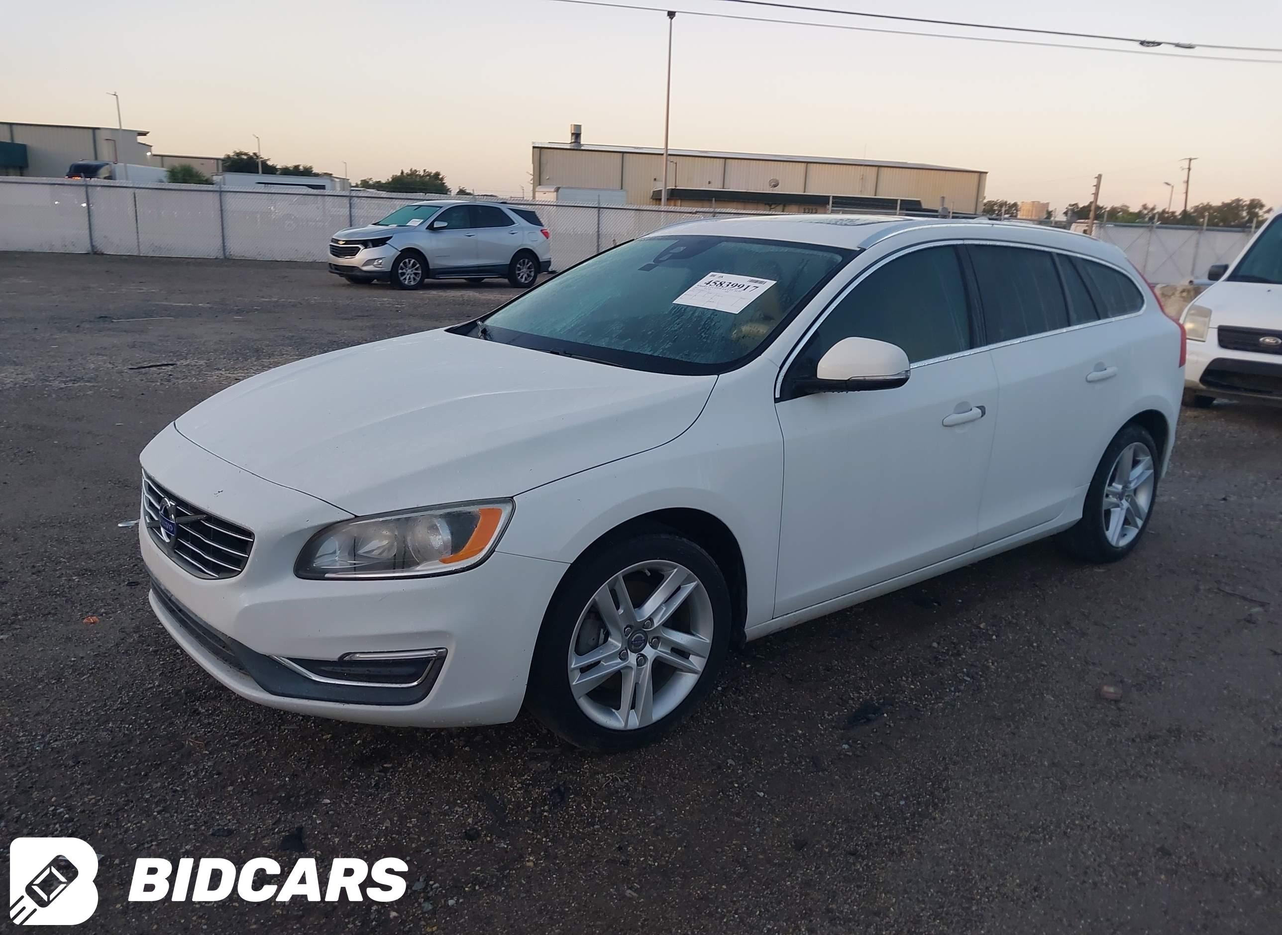 2015 Volvo V60, T5 Premier