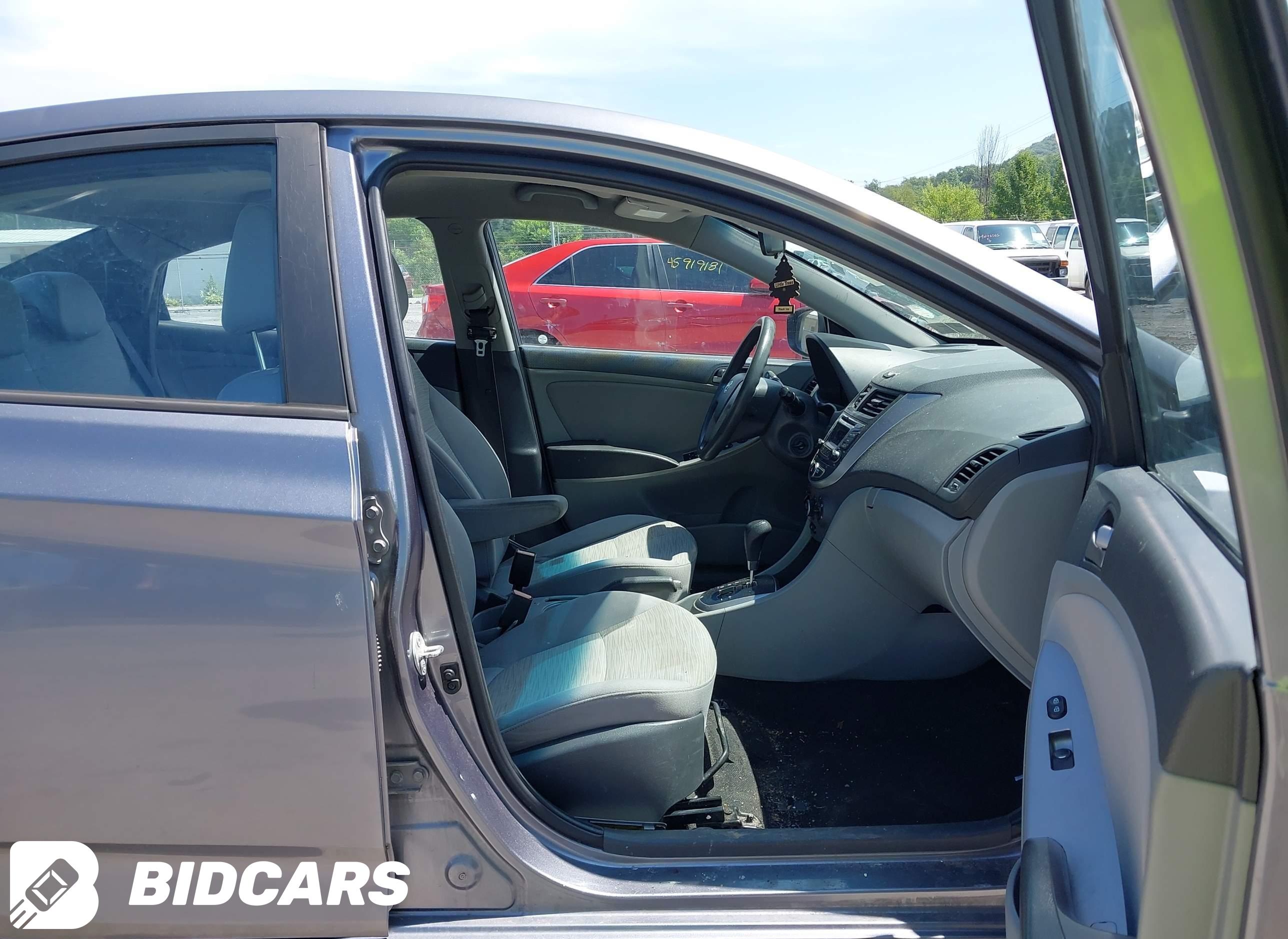 2016 Hyundai Accent, SE