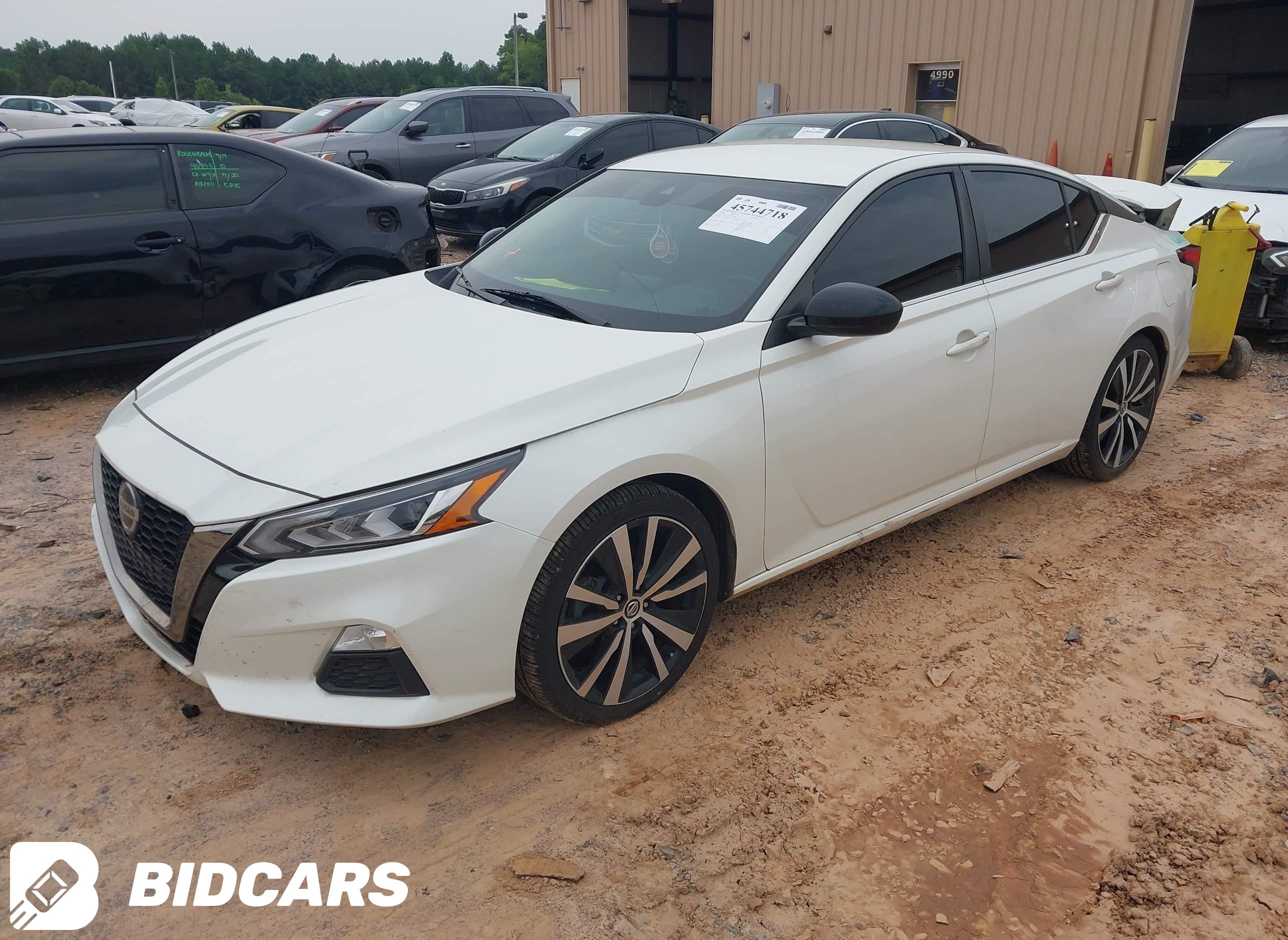 2020 Nissan Altima, Sr Fwd