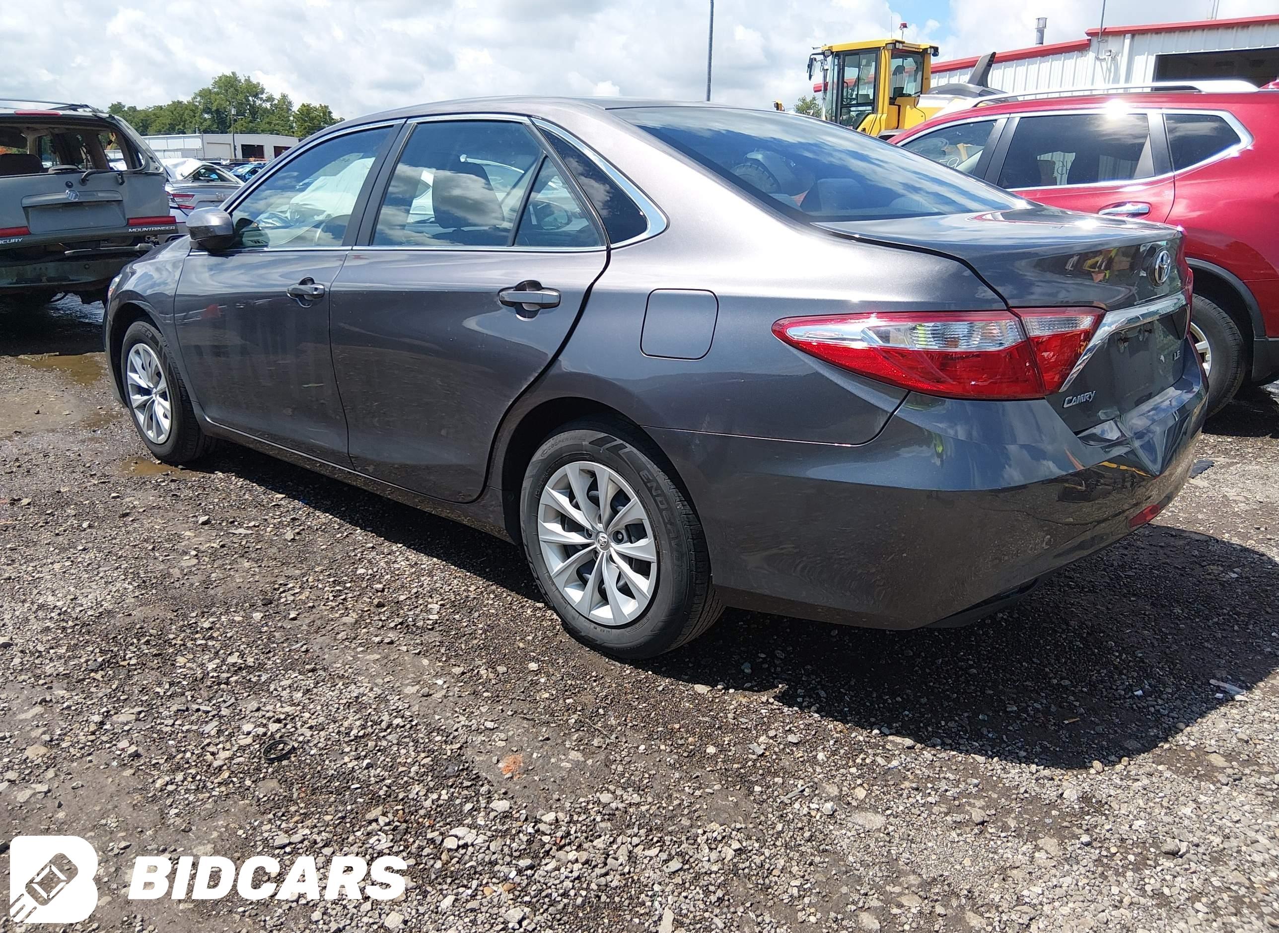 2015 Toyota Camry, LE