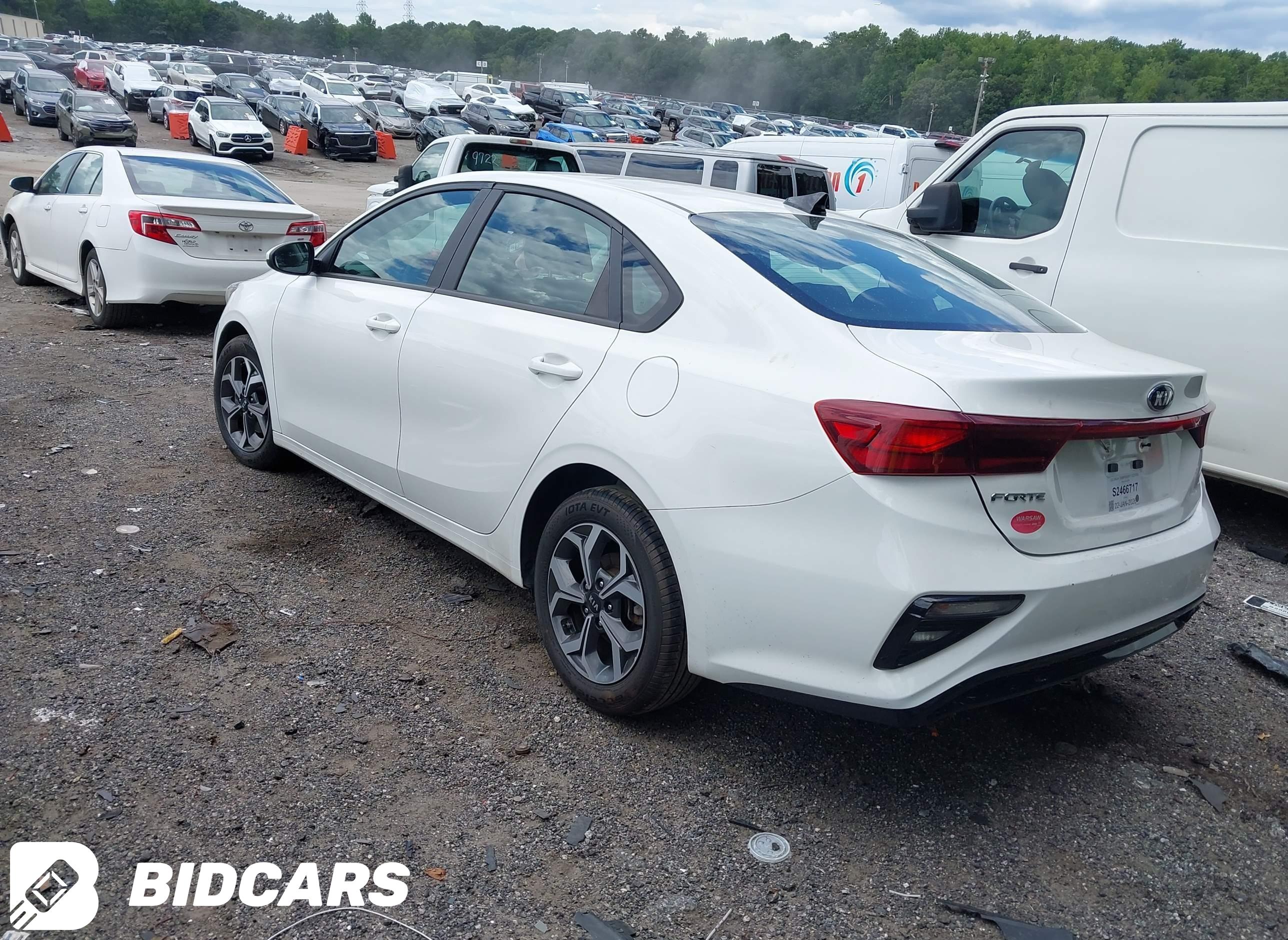 2020 KIA Forte, Lxs