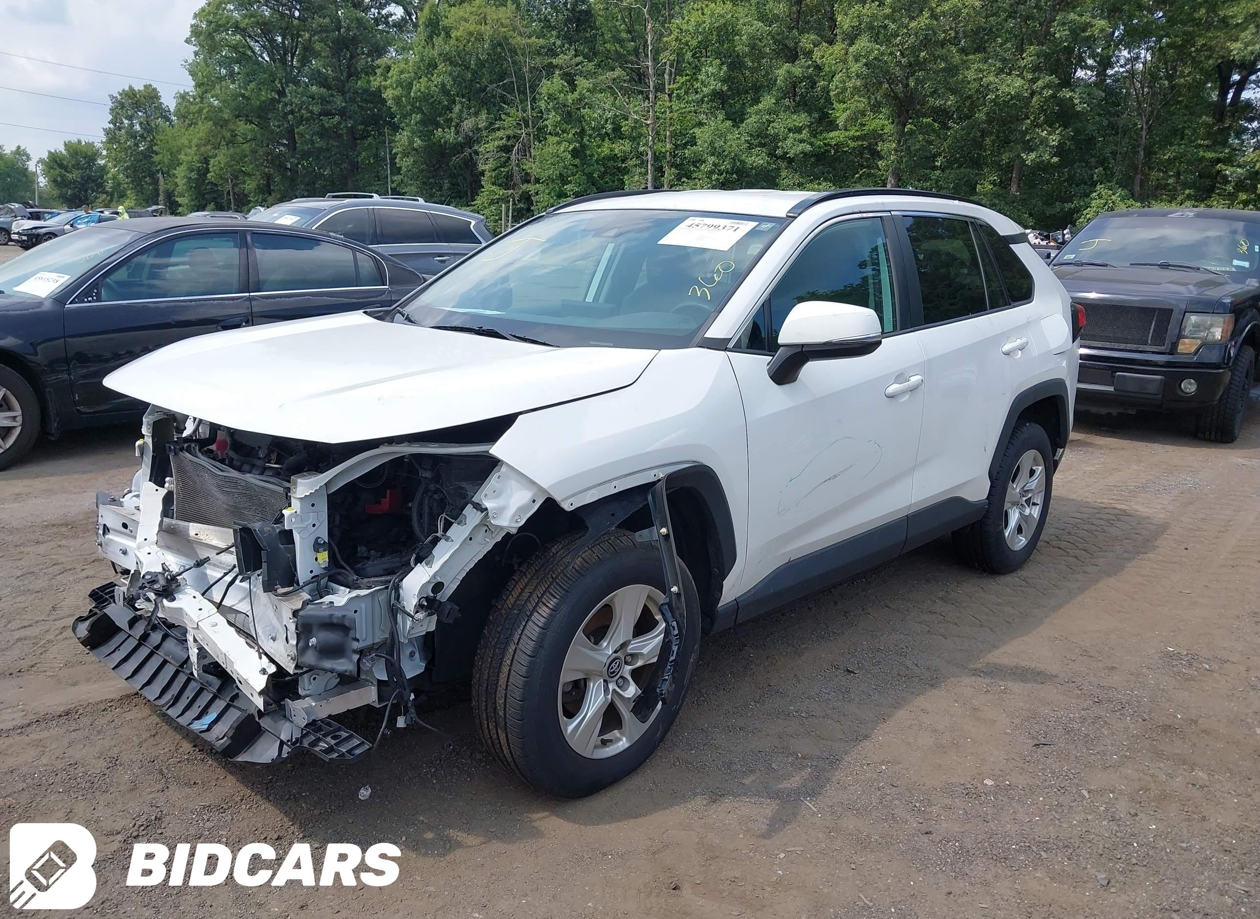 2020 Toyota RAV4, Xle