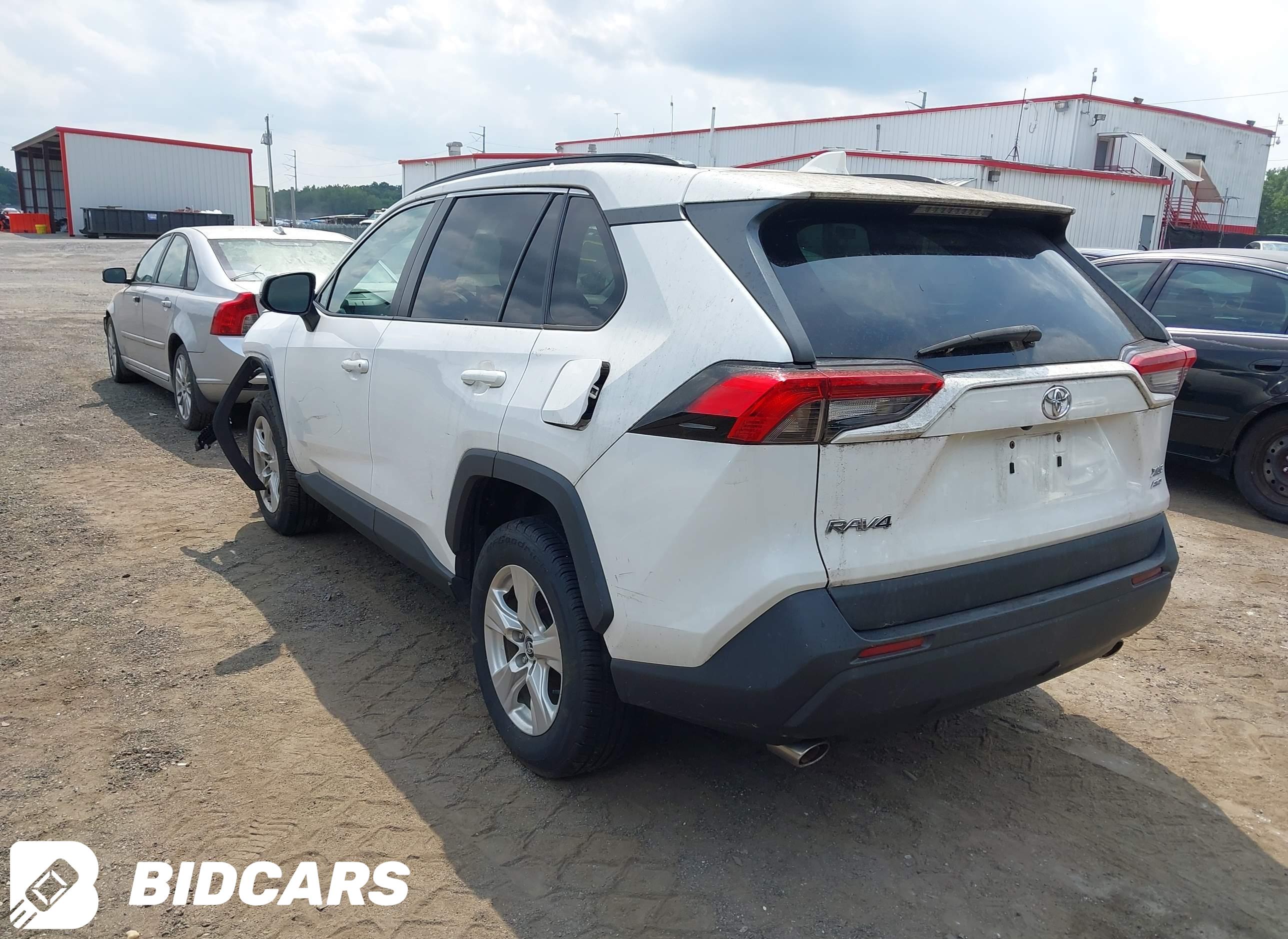 2020 Toyota RAV4, Xle