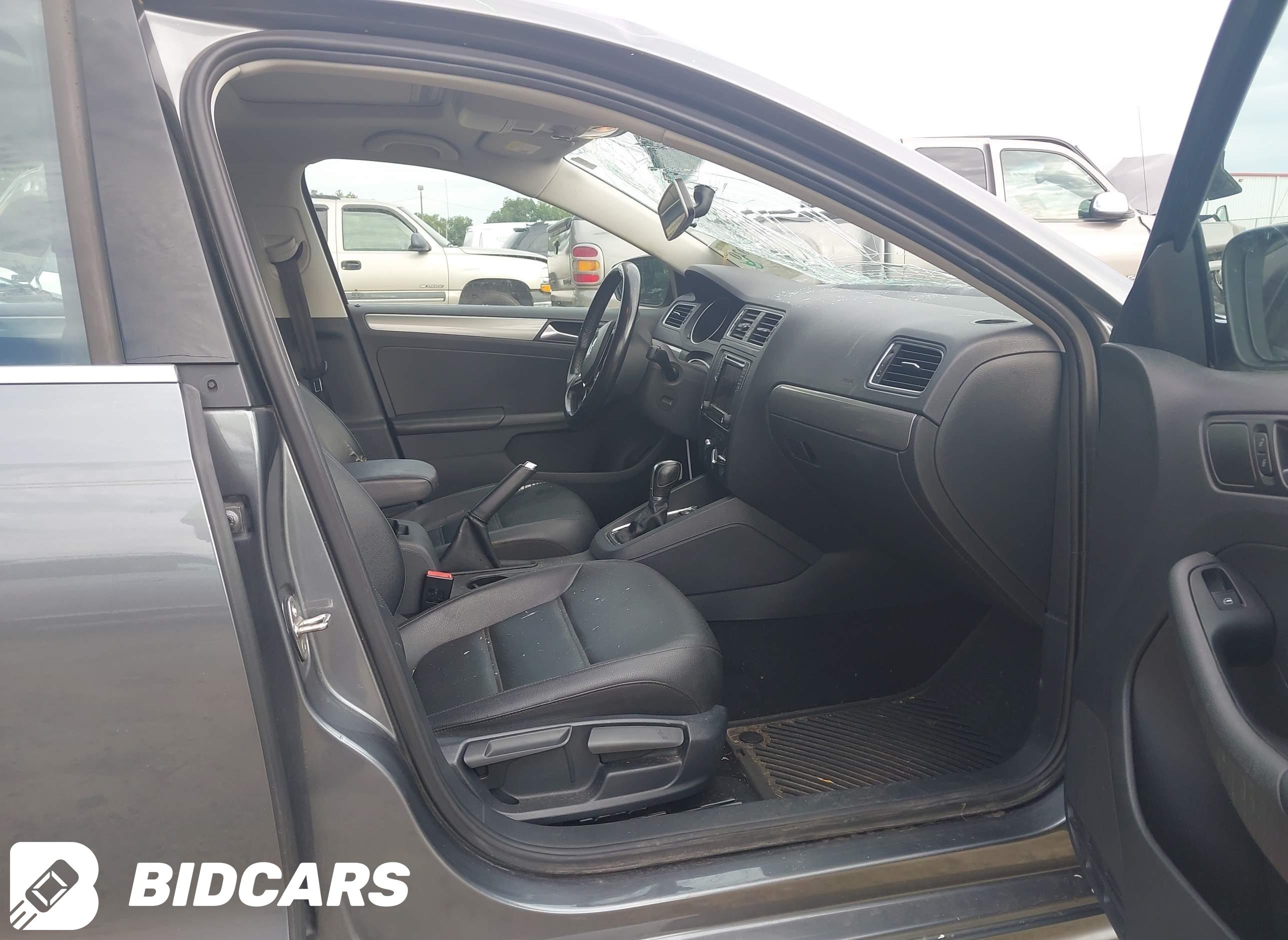 2017 Volkswagen Jetta, 1.4T Se