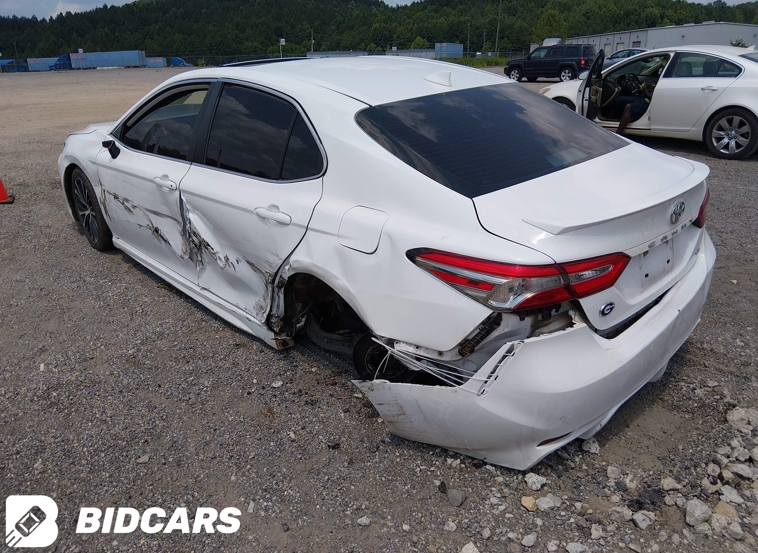 2019 Toyota Camry, SE
