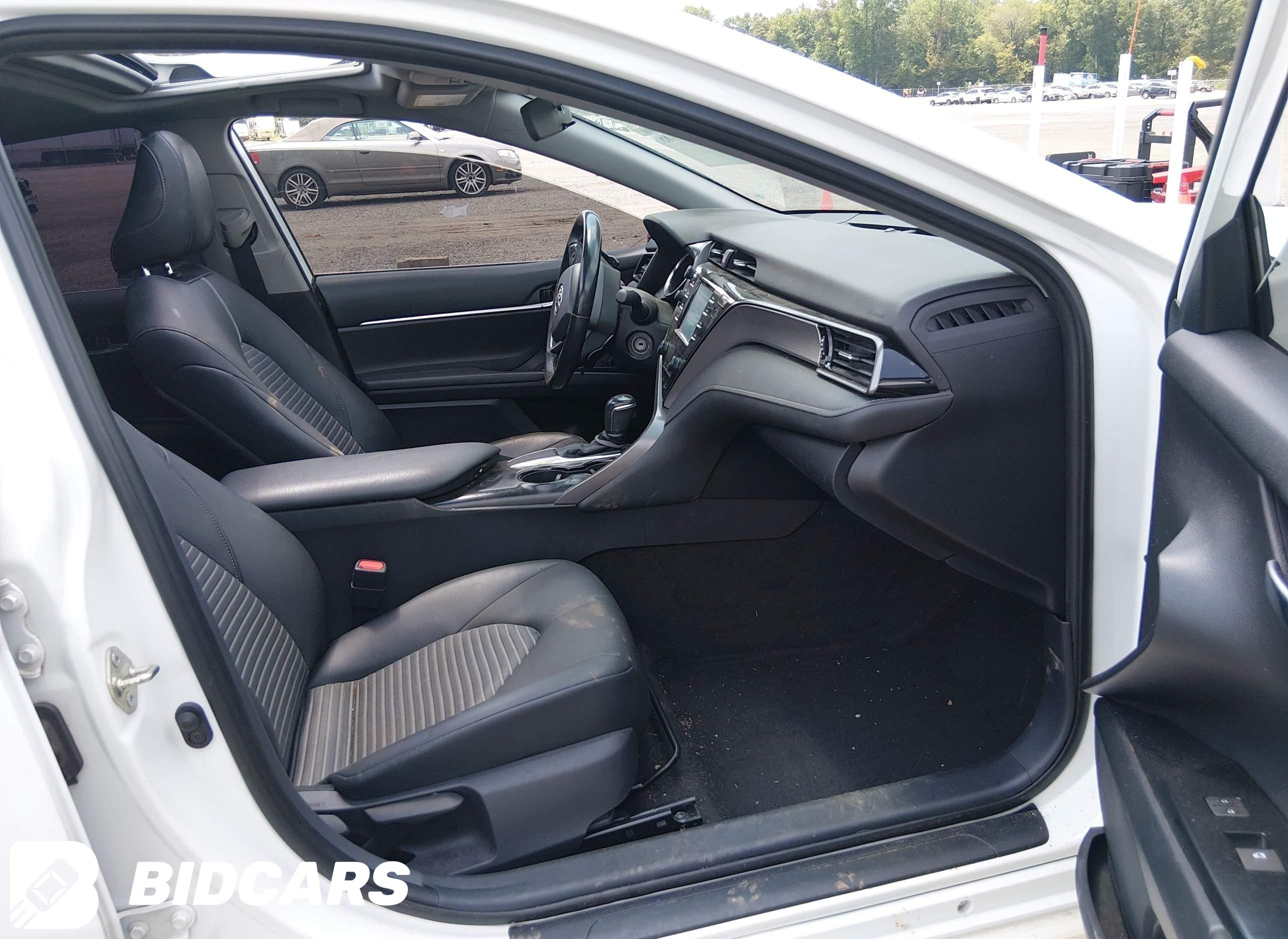 2019 Toyota Camry, SE