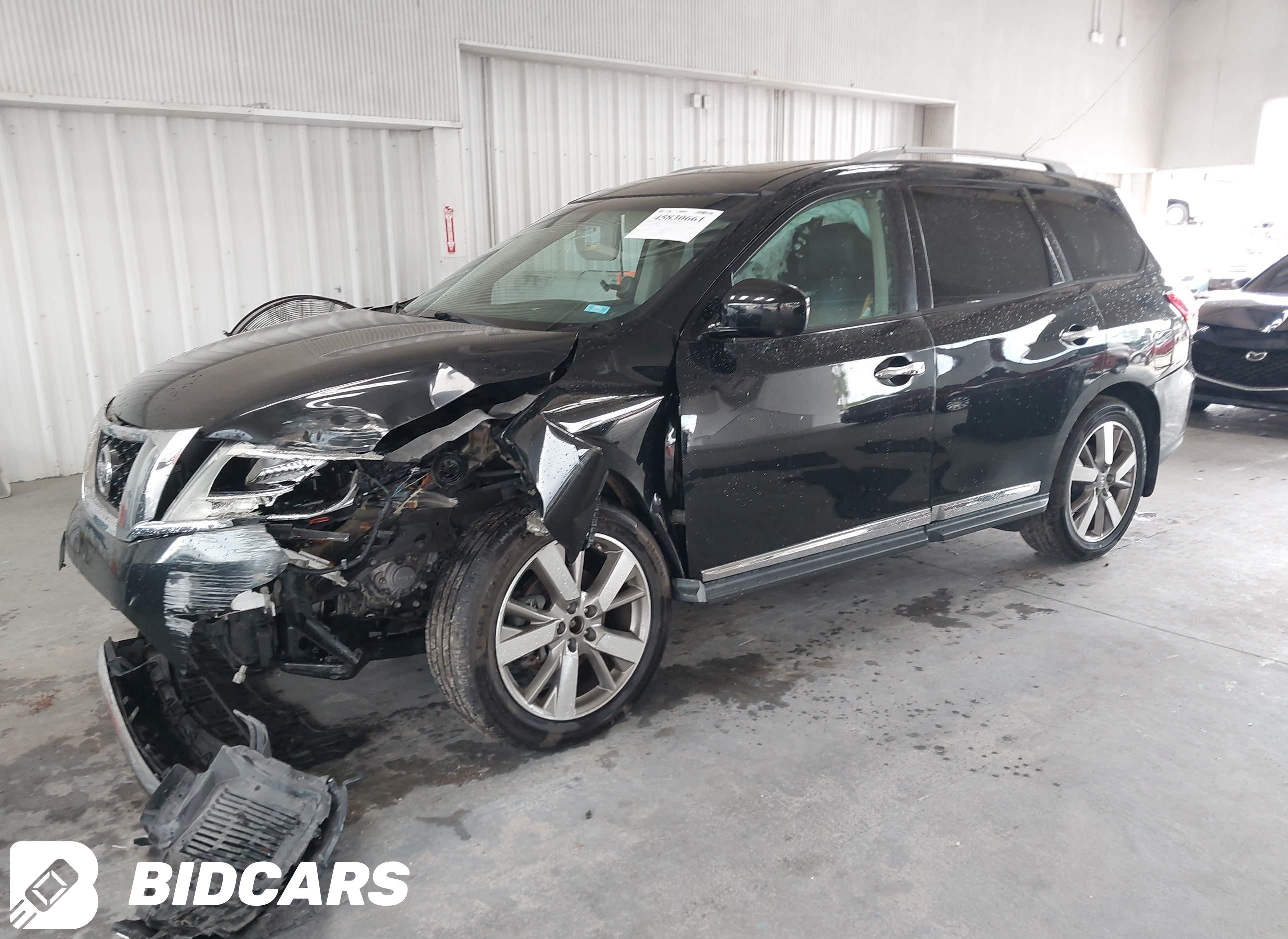 2015 Nissan Pathfinder, Platinum