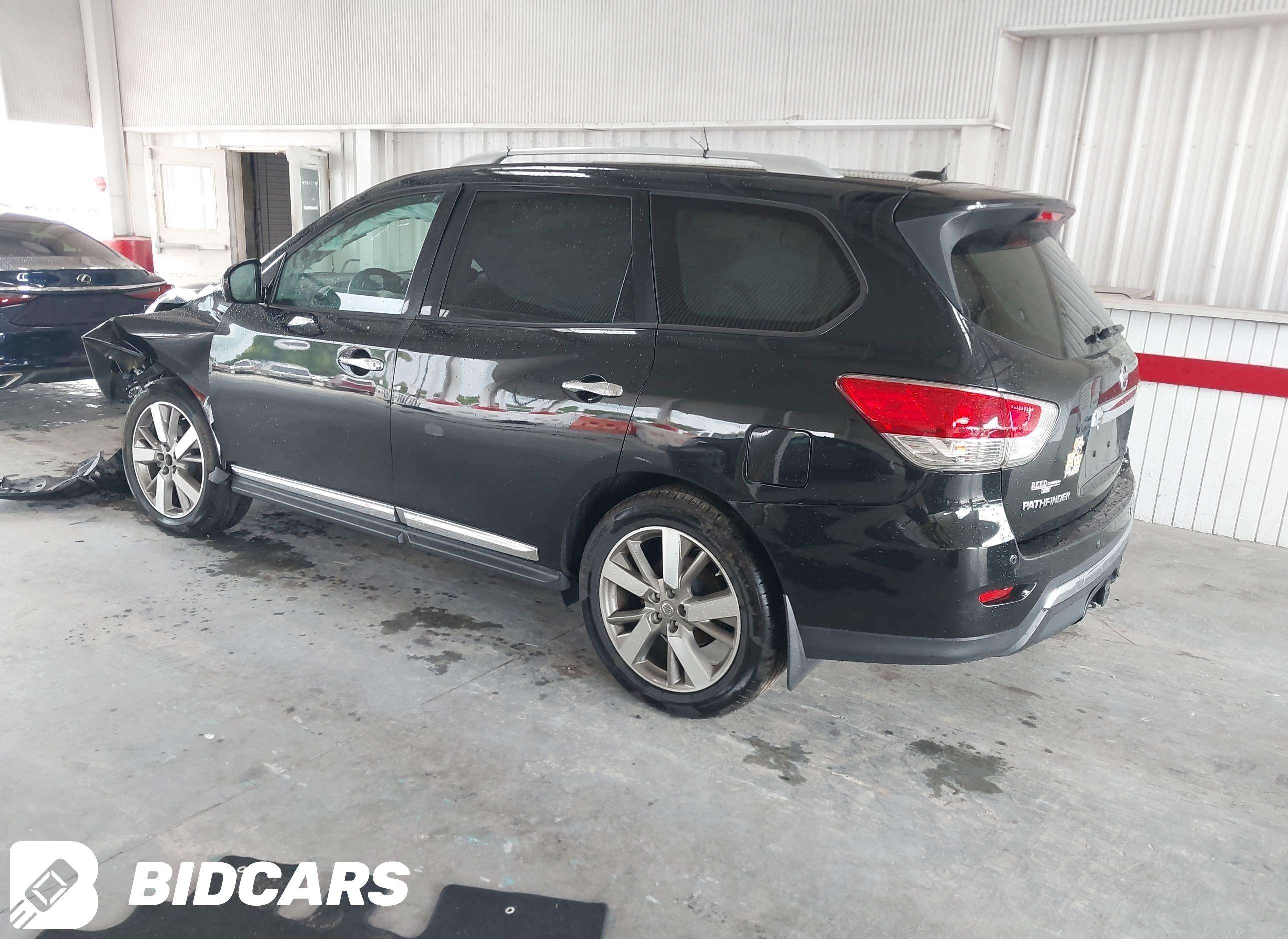 2015 Nissan Pathfinder, Platinum