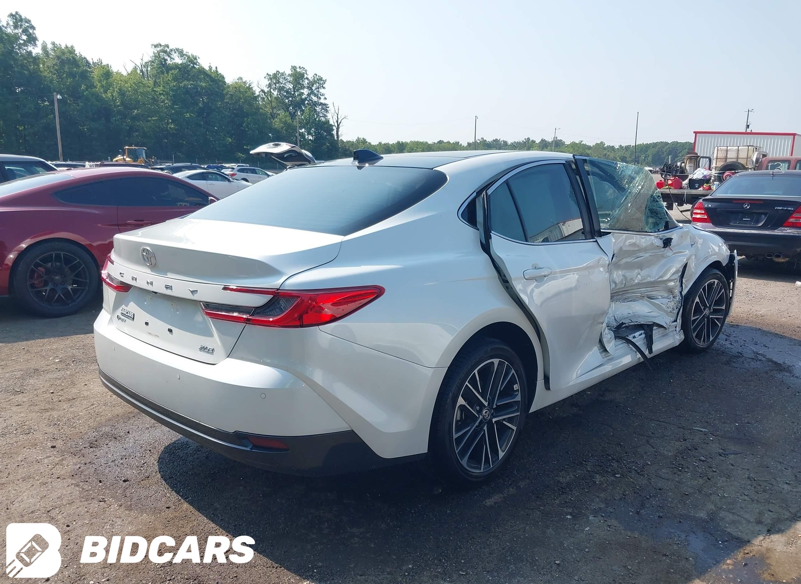 2025 Toyota Camry, Xle