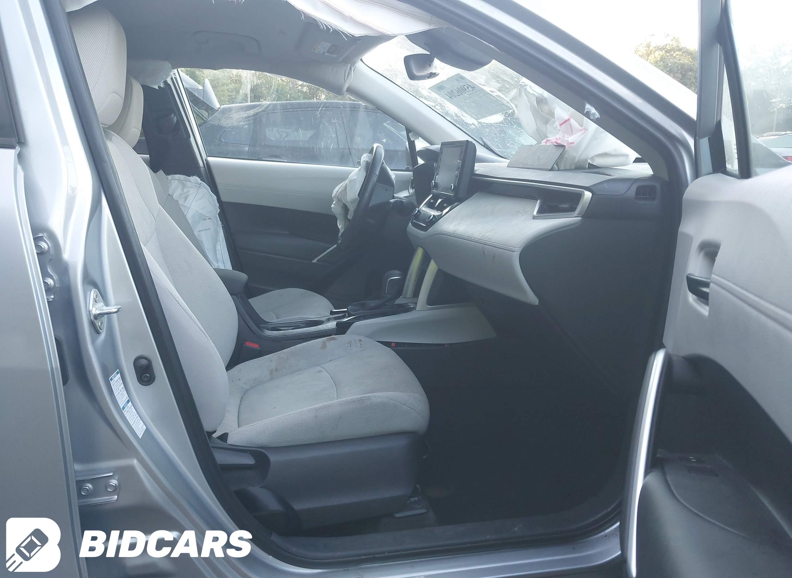 2022 Toyota Corolla Cross, LE