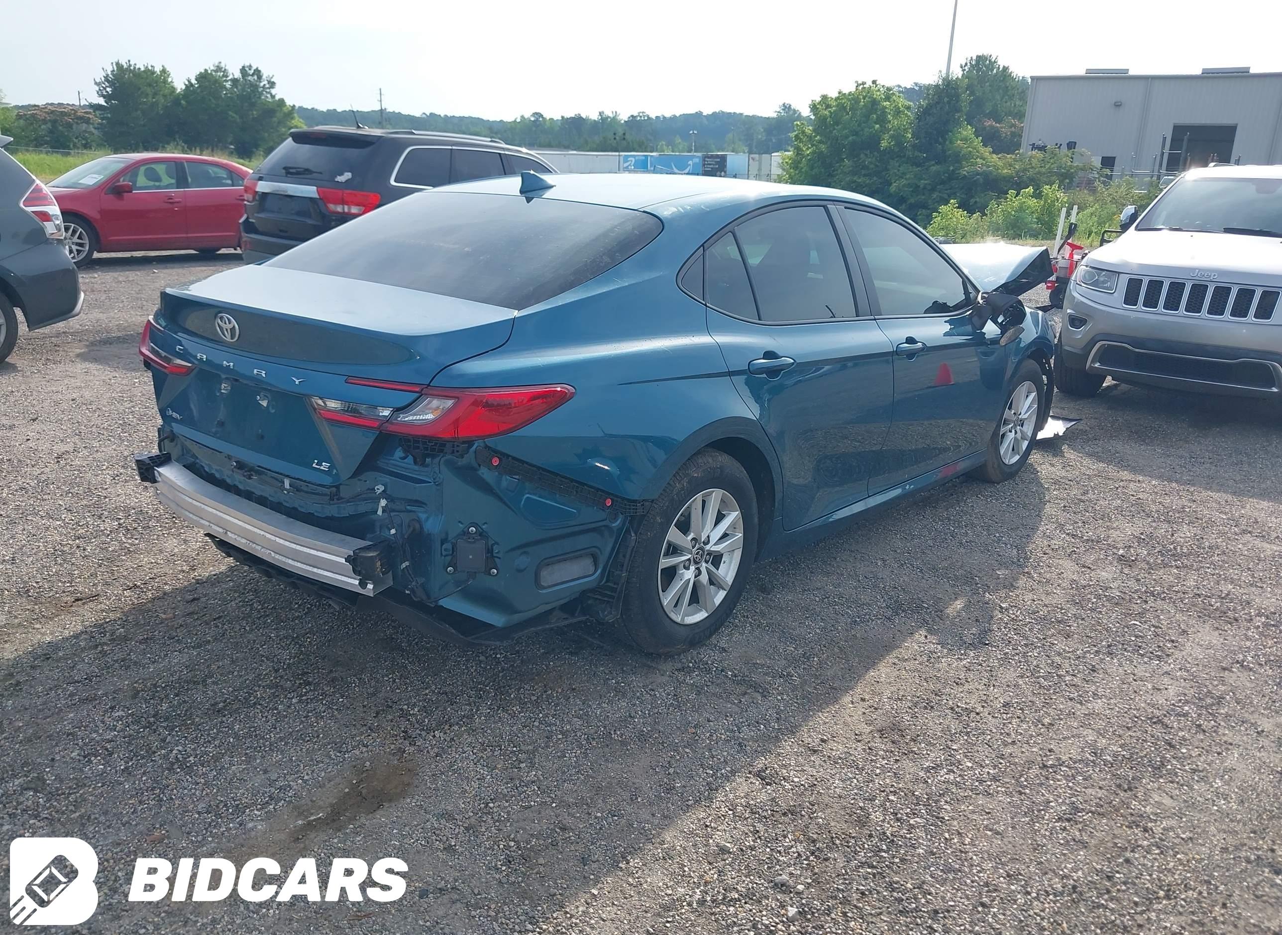2026 Toyota Camry, LE