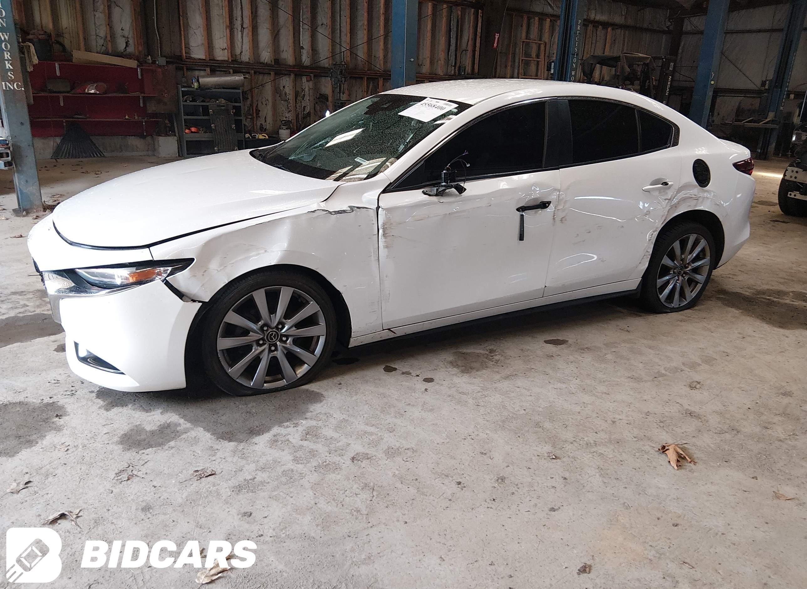 2019 Mazda 3, Preferred Package