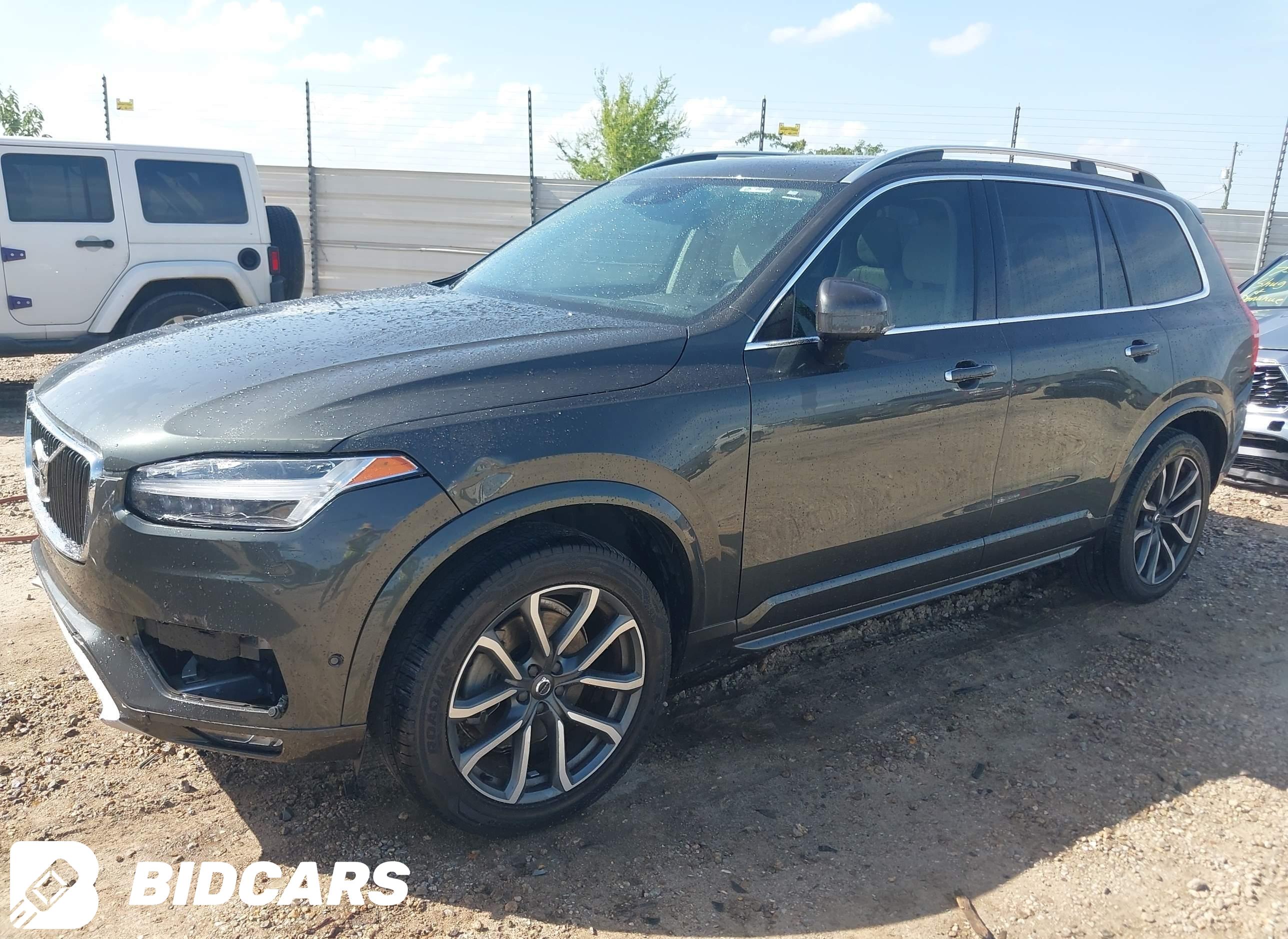 2018 Volvo XC90, T6 Momentum