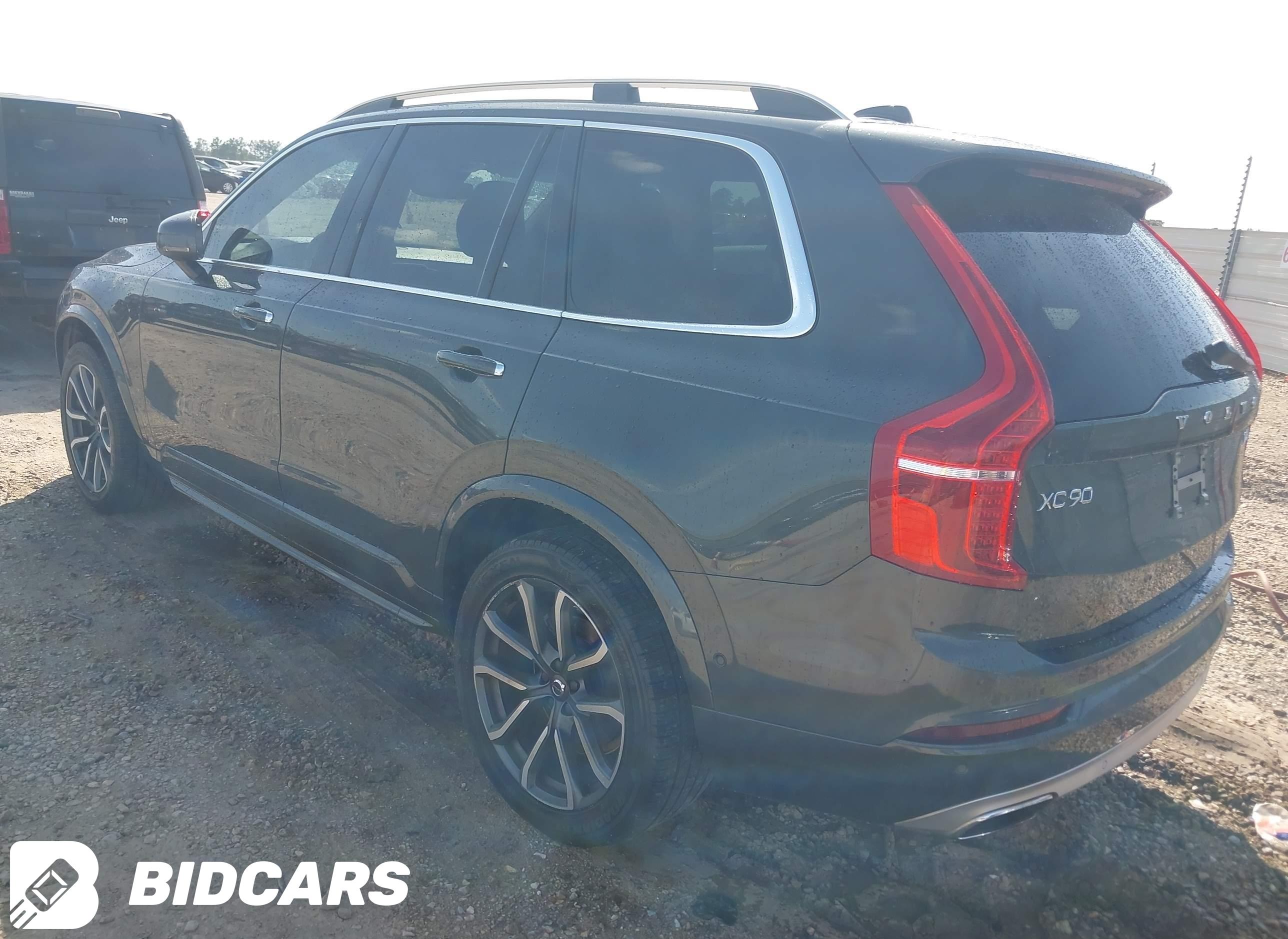 2018 Volvo XC90, T6 Momentum