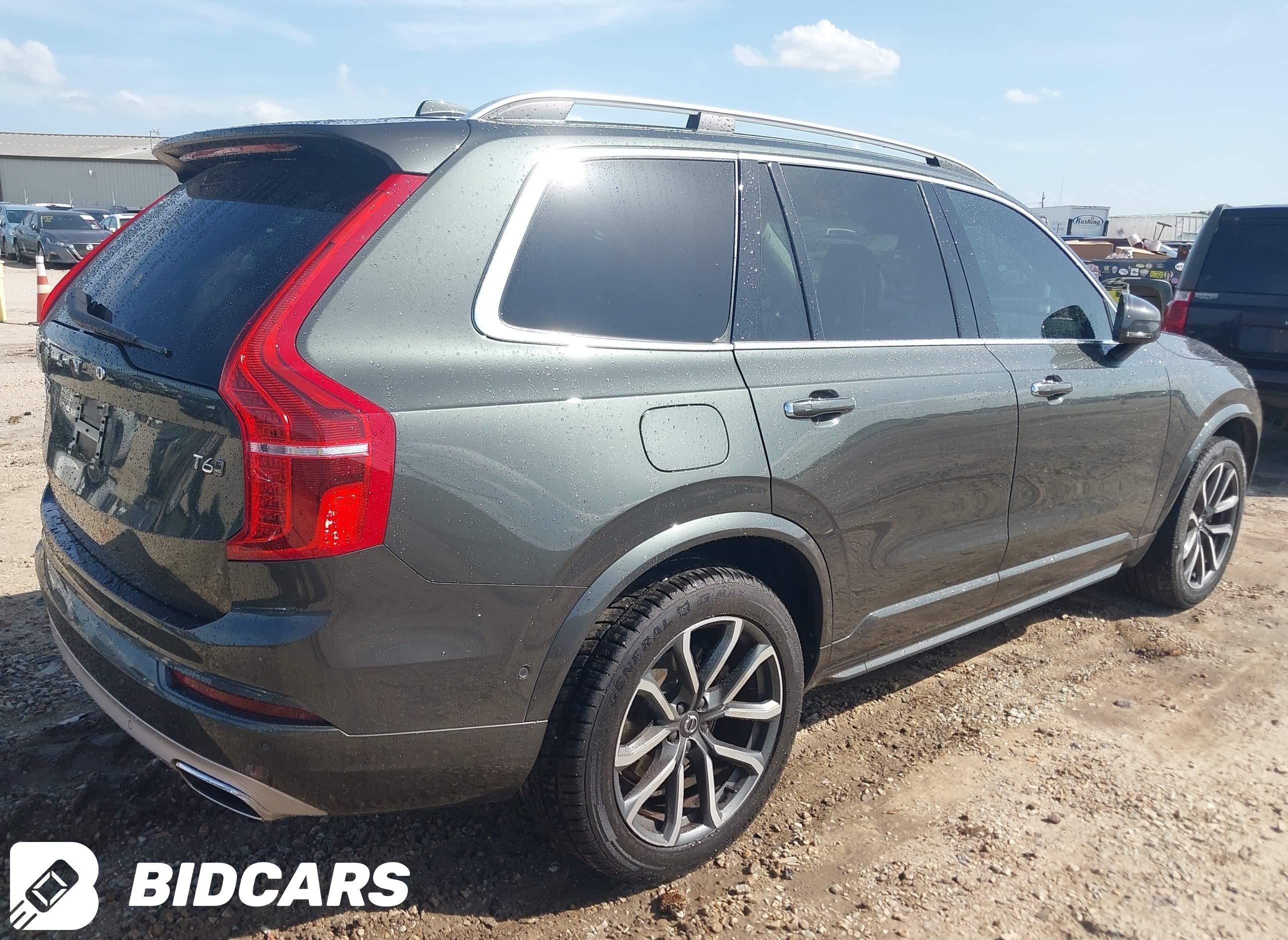2018 Volvo XC90, T6 Momentum