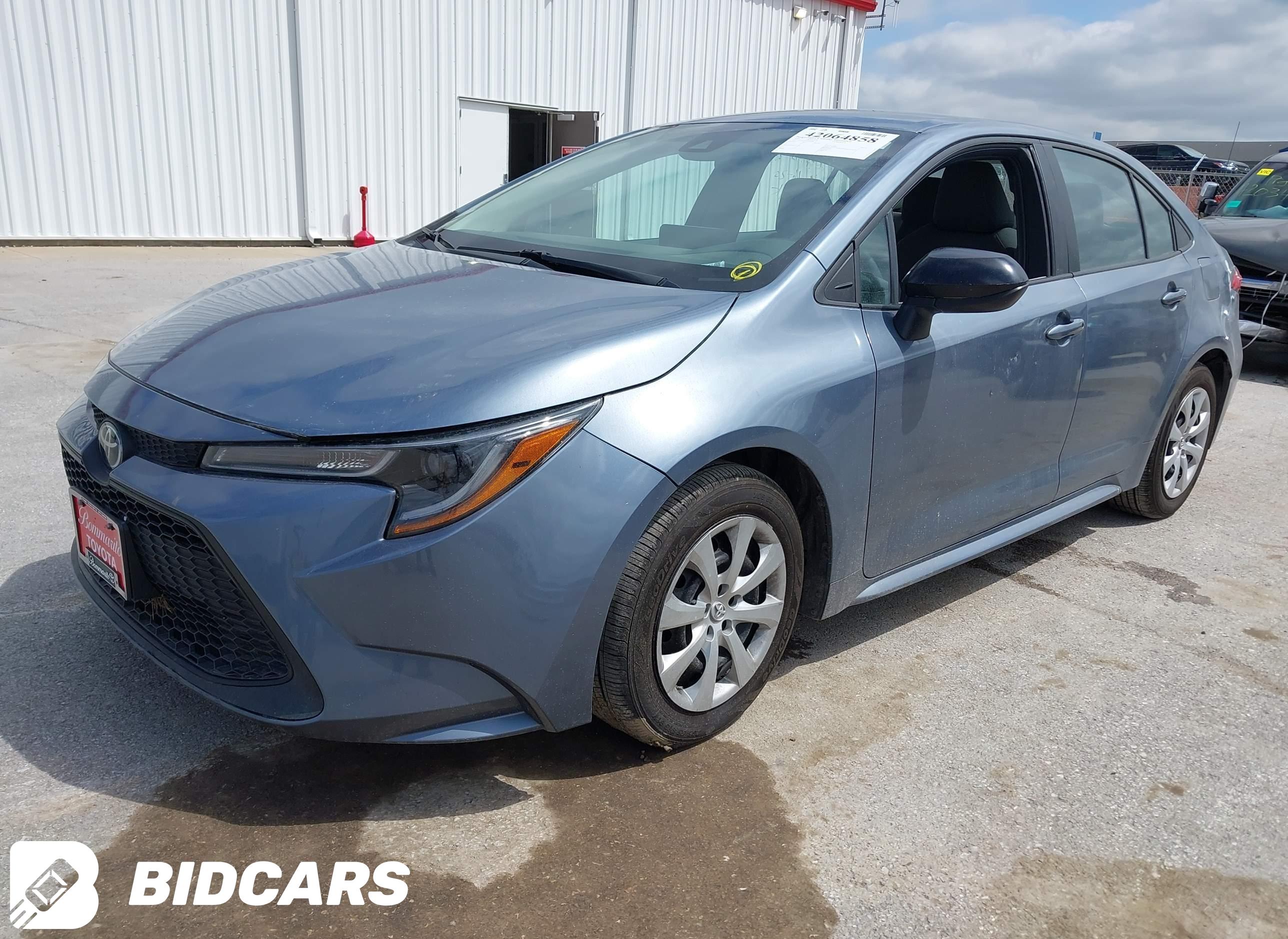 2022 Toyota Corolla, LE