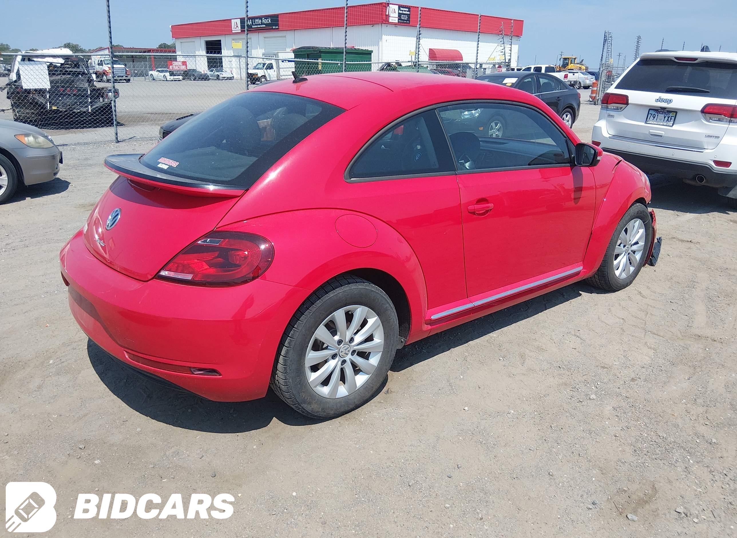 2019 Volkswagen Beetle, 2.0T...