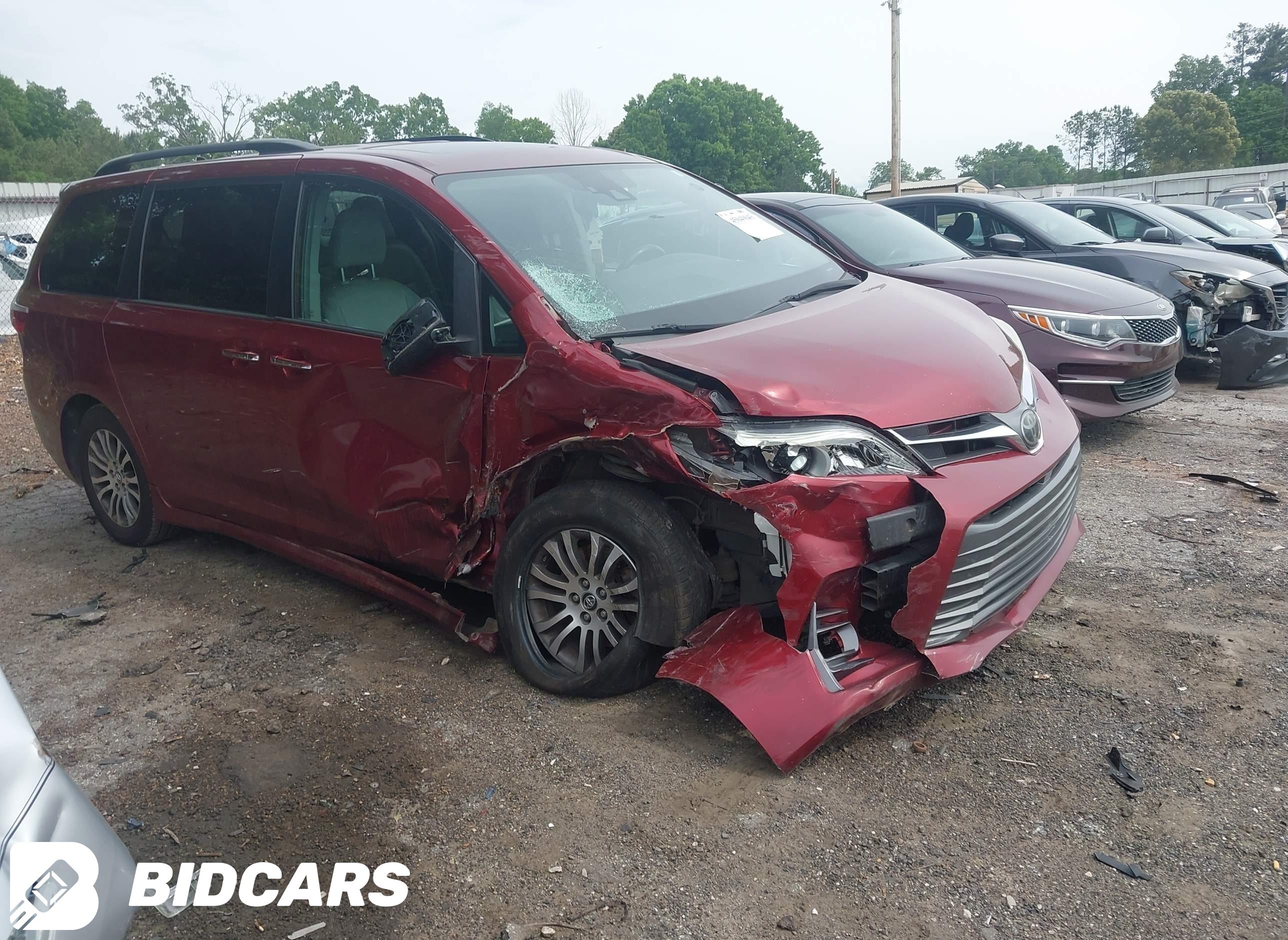 2019 Toyota Sienna, Xle 8 Pas...
