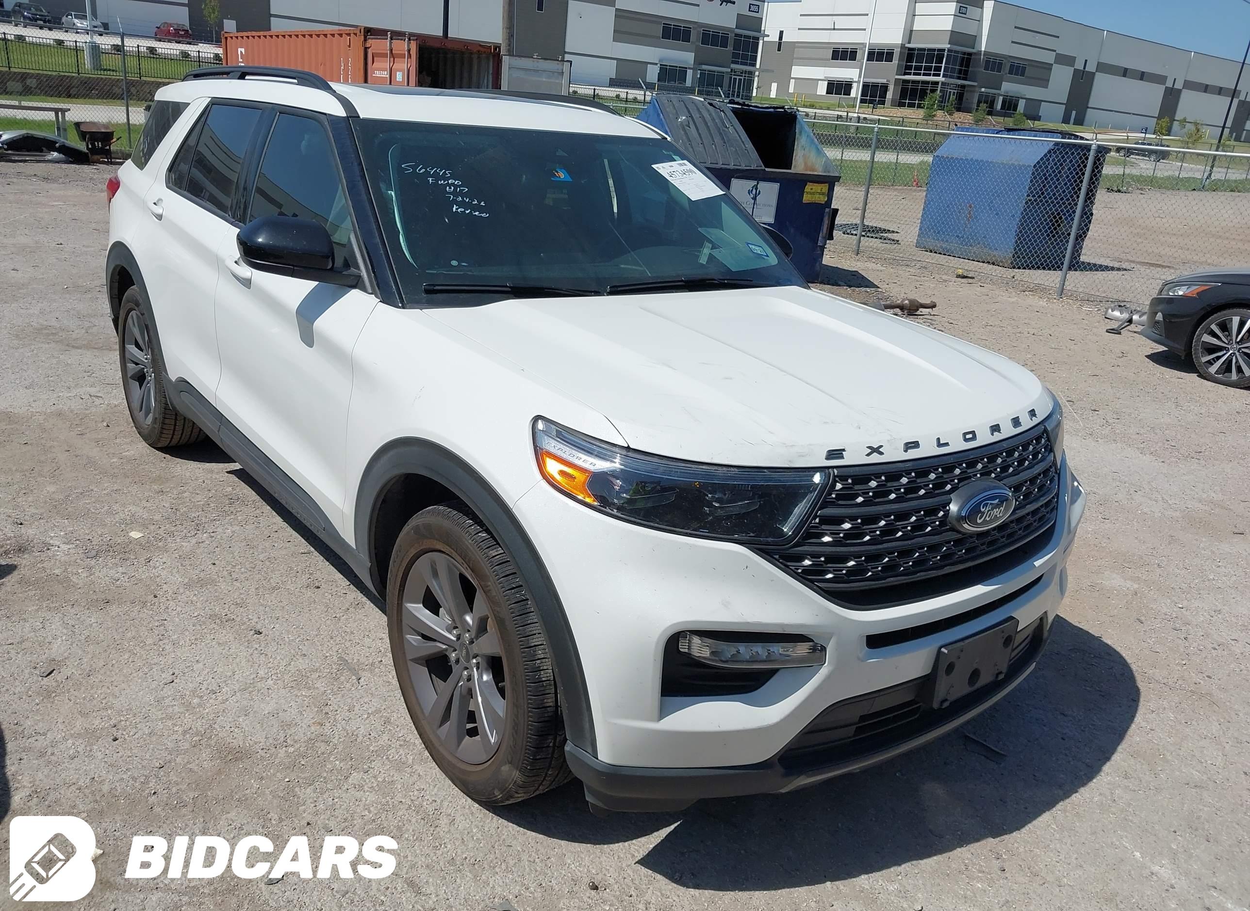 2022 Ford Explorer, Xlt