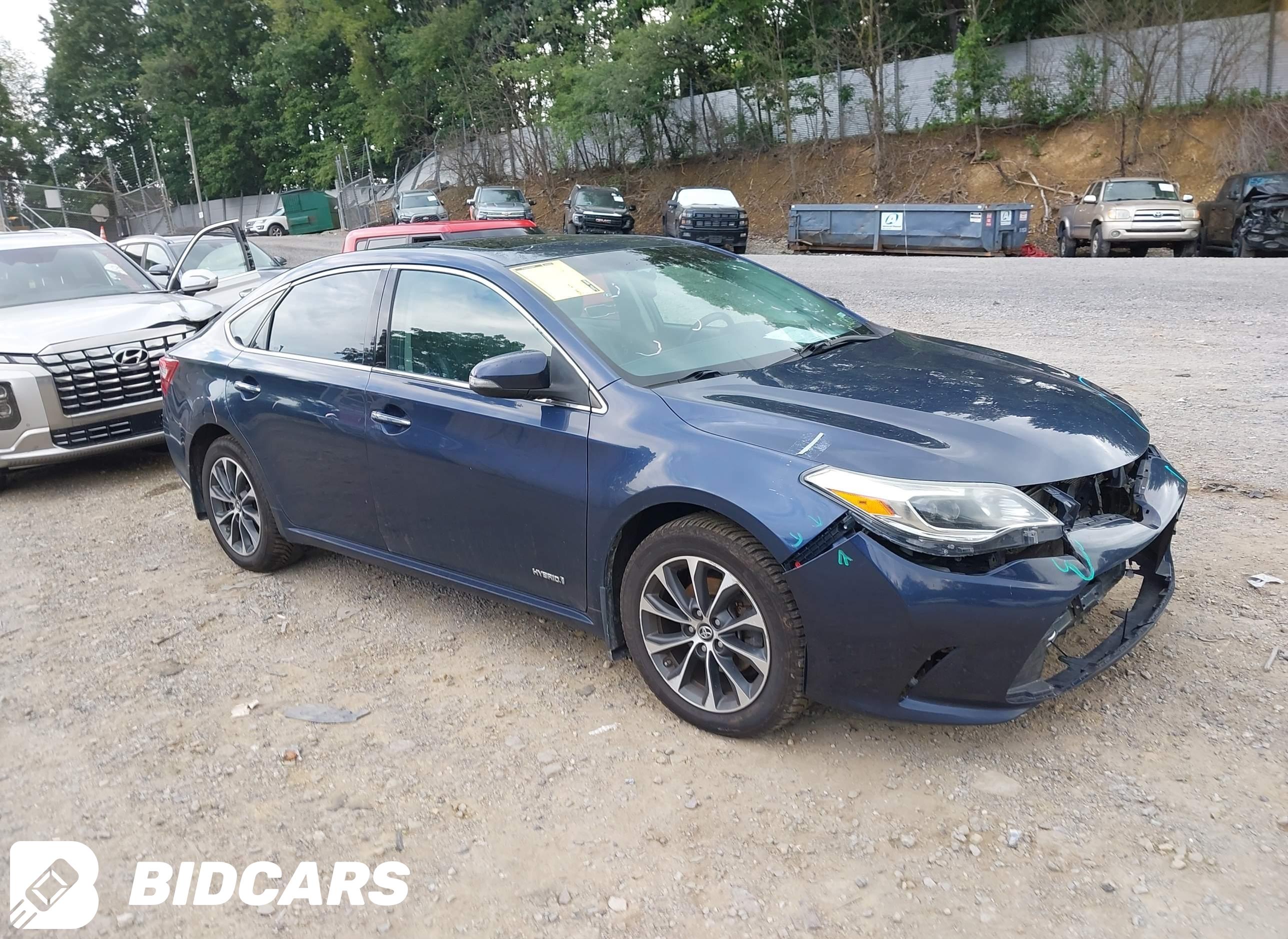 2016 Toyota Avalon, Hybrid Xl...