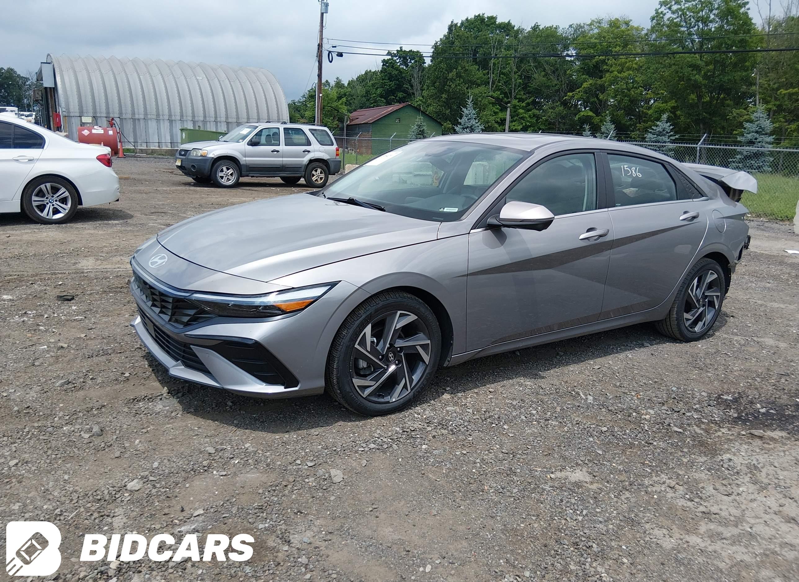 2024 Hyundai Elantra, Limited
