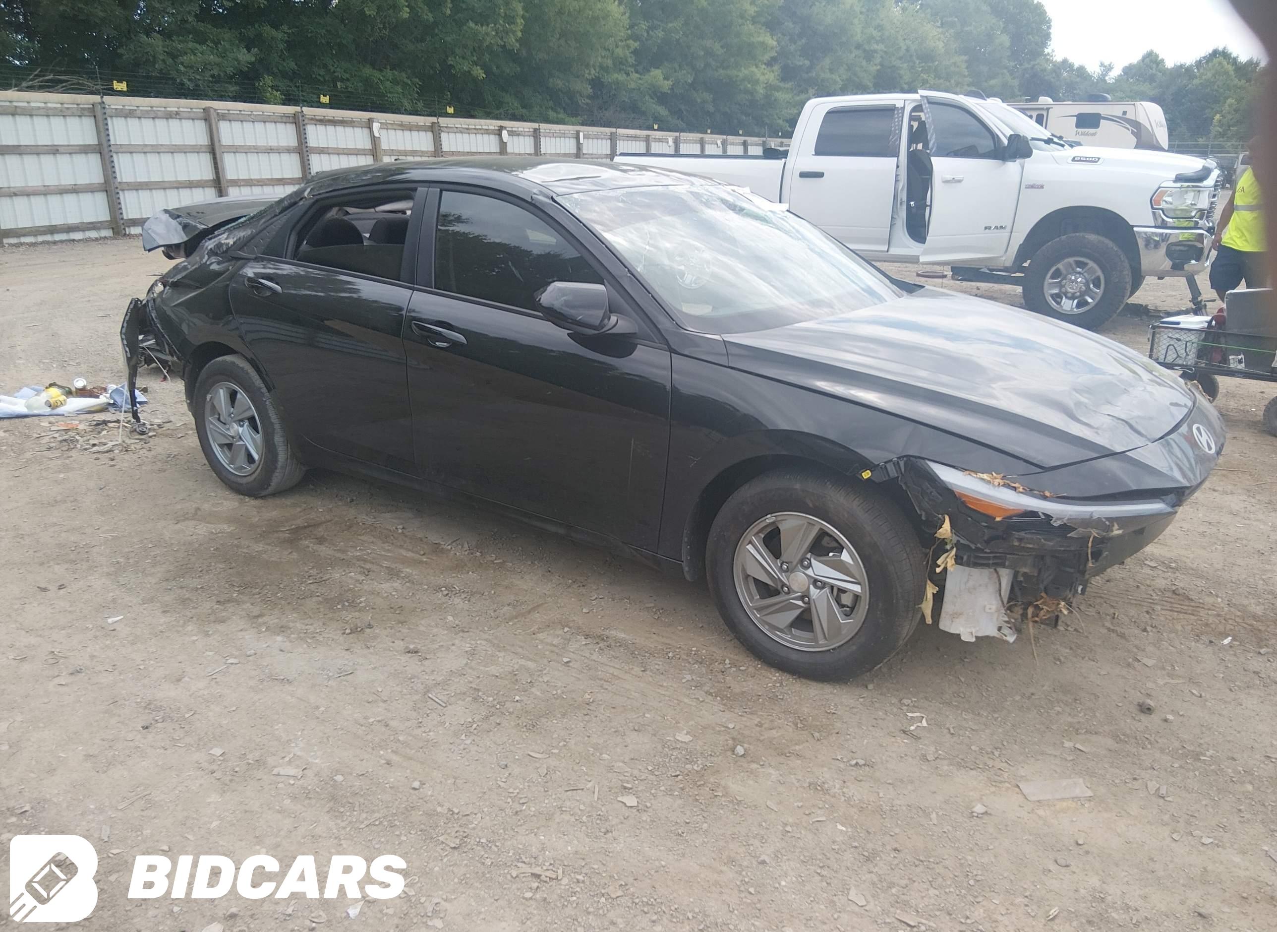 2026 Hyundai Elantra, SE