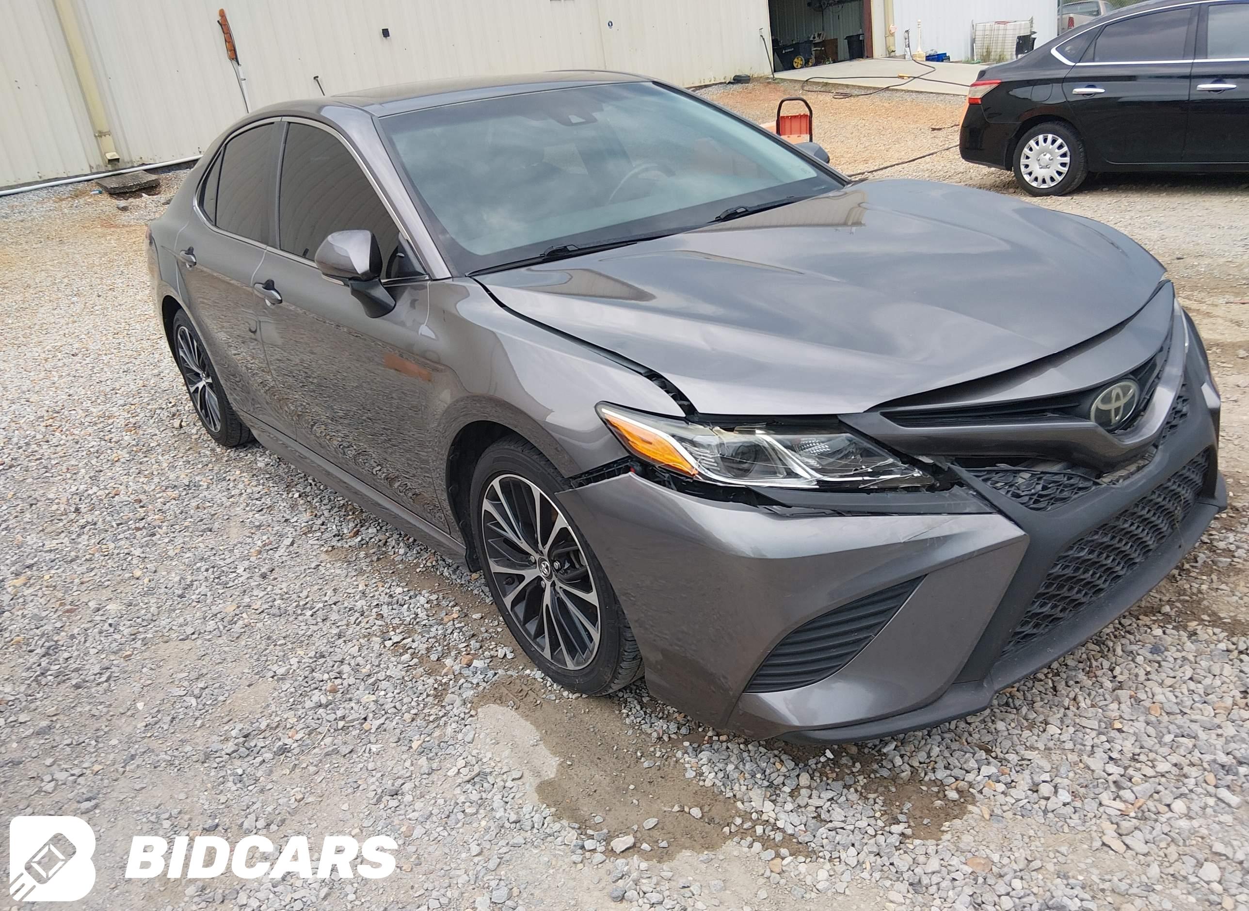 2018 Toyota Camry, SE