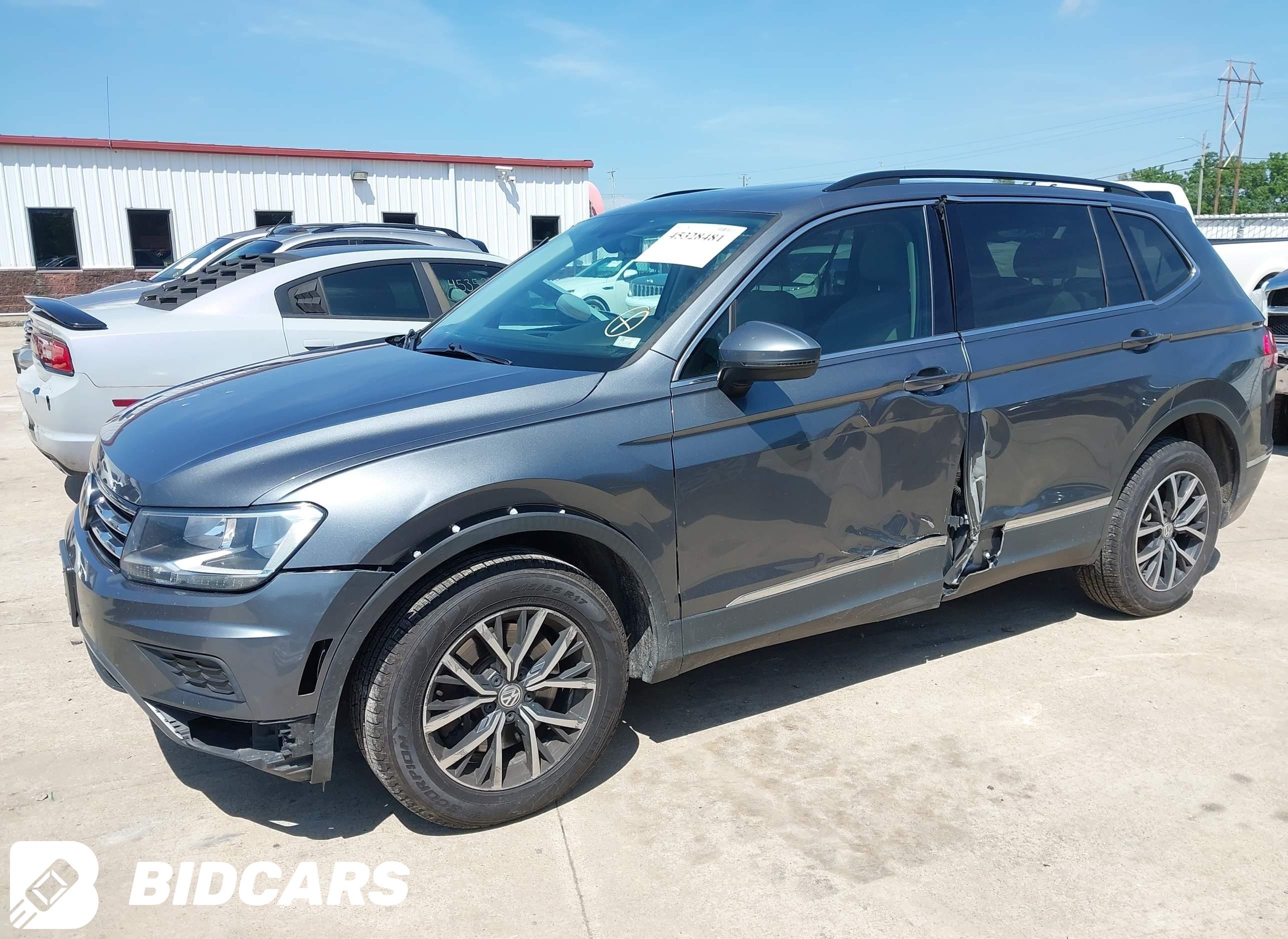 2020 Volkswagen Tiguan, 2.0T...